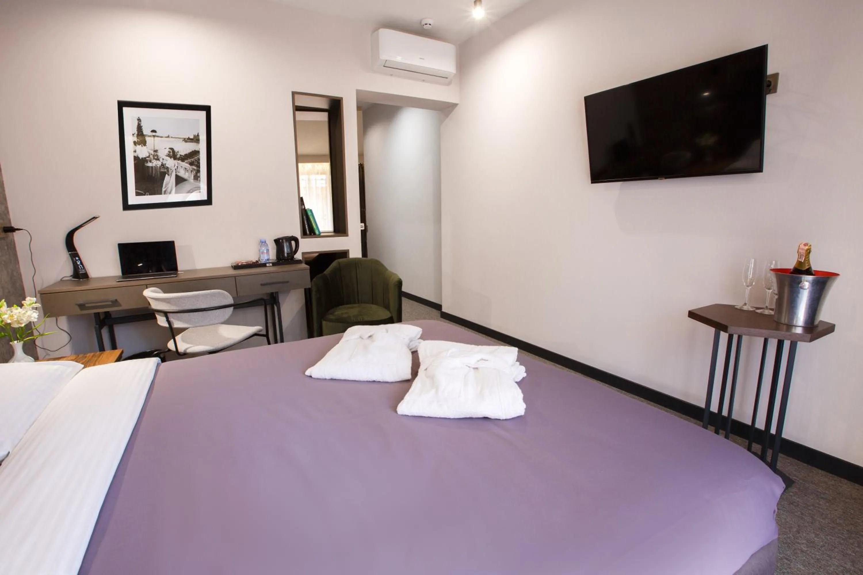 Bed in Kulikovskiy hotel