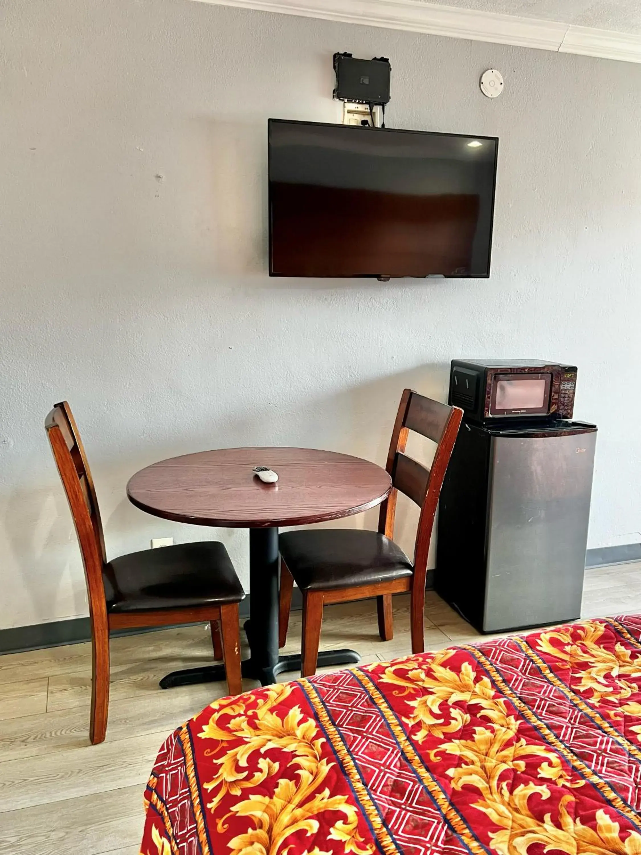 furniture in Aqua Inn Motel furniture in Aqua Inn Motel