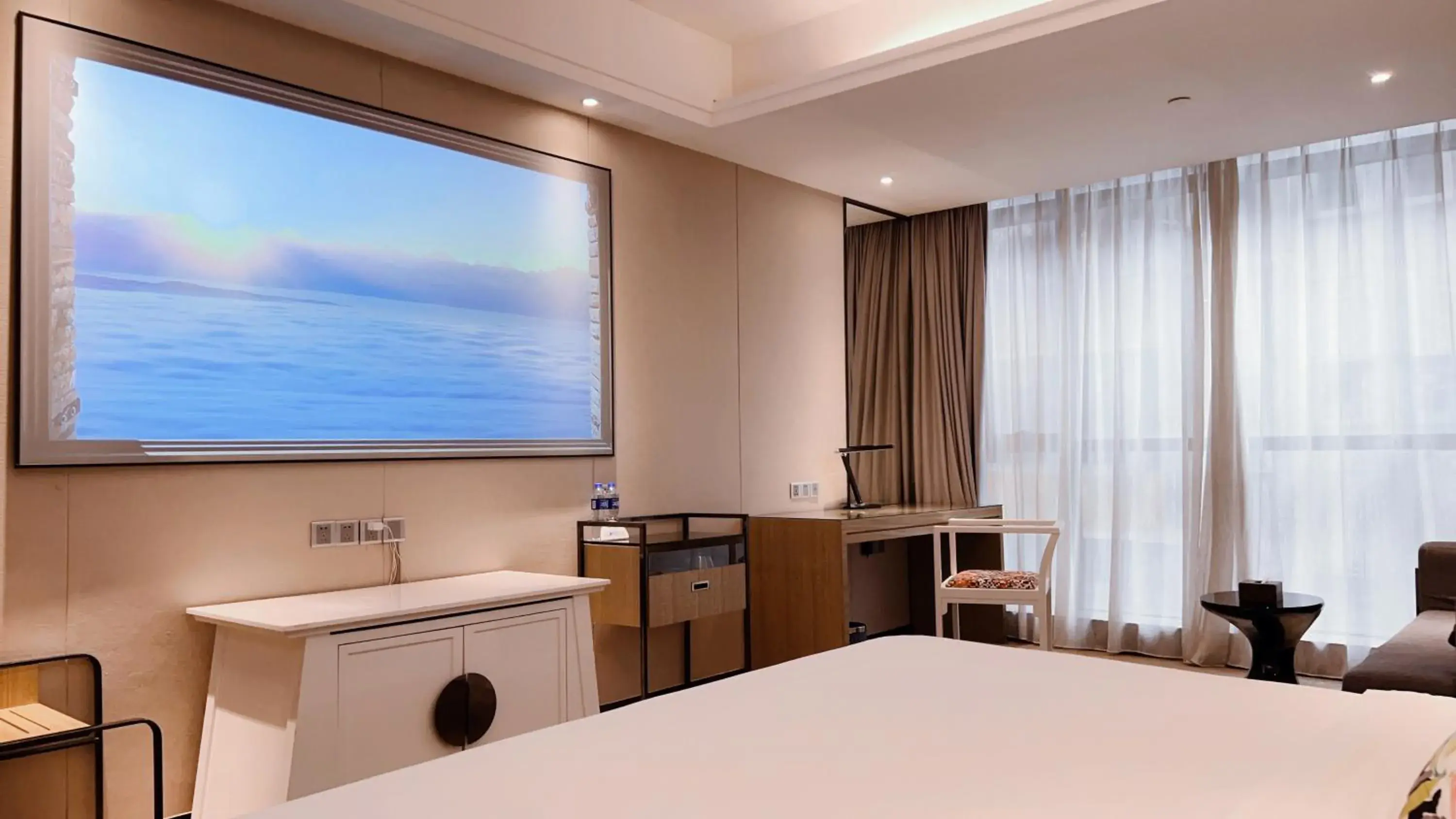 TV and multimedia, Bed in Paco Hotel Tаojin Metro Guangzhou - Free Shuttle Bus For Canton Fair TV and multimedia, Bed in Paco Hotel Tаojin Metro Guangzhou - Free Shuttle Bus For Canton Fair