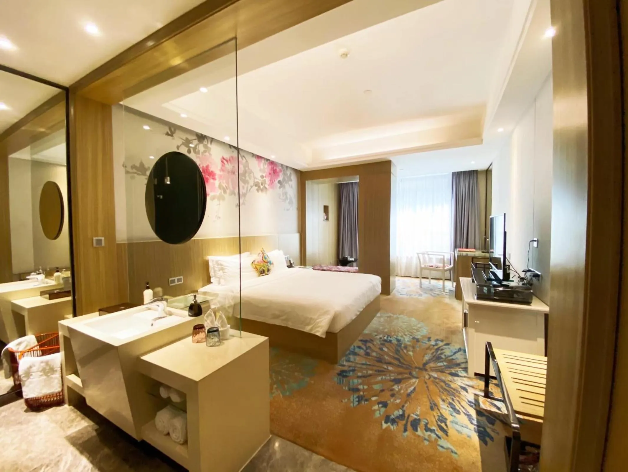Photo of the whole room, Bed in Paco Hotel Tаojin Metro Guangzhou