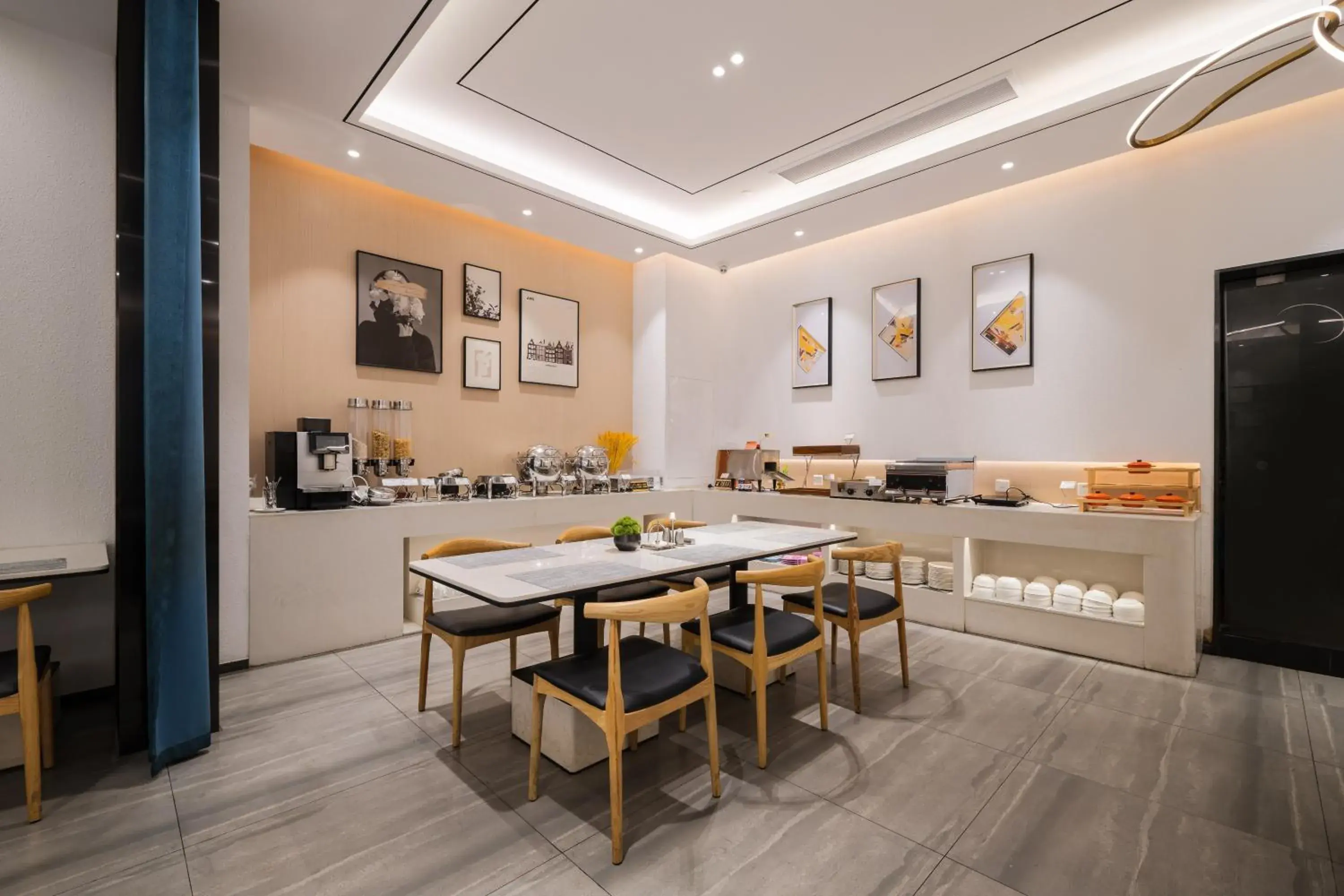 Restaurant/places to eat in Paco Hotel Tаojin Metro Guangzhou - Free Shuttle Bus For Canton Fair Restaurant/places to eat in Paco Hotel Tаojin Metro Guangzhou - Free Shuttle Bus For Canton Fair