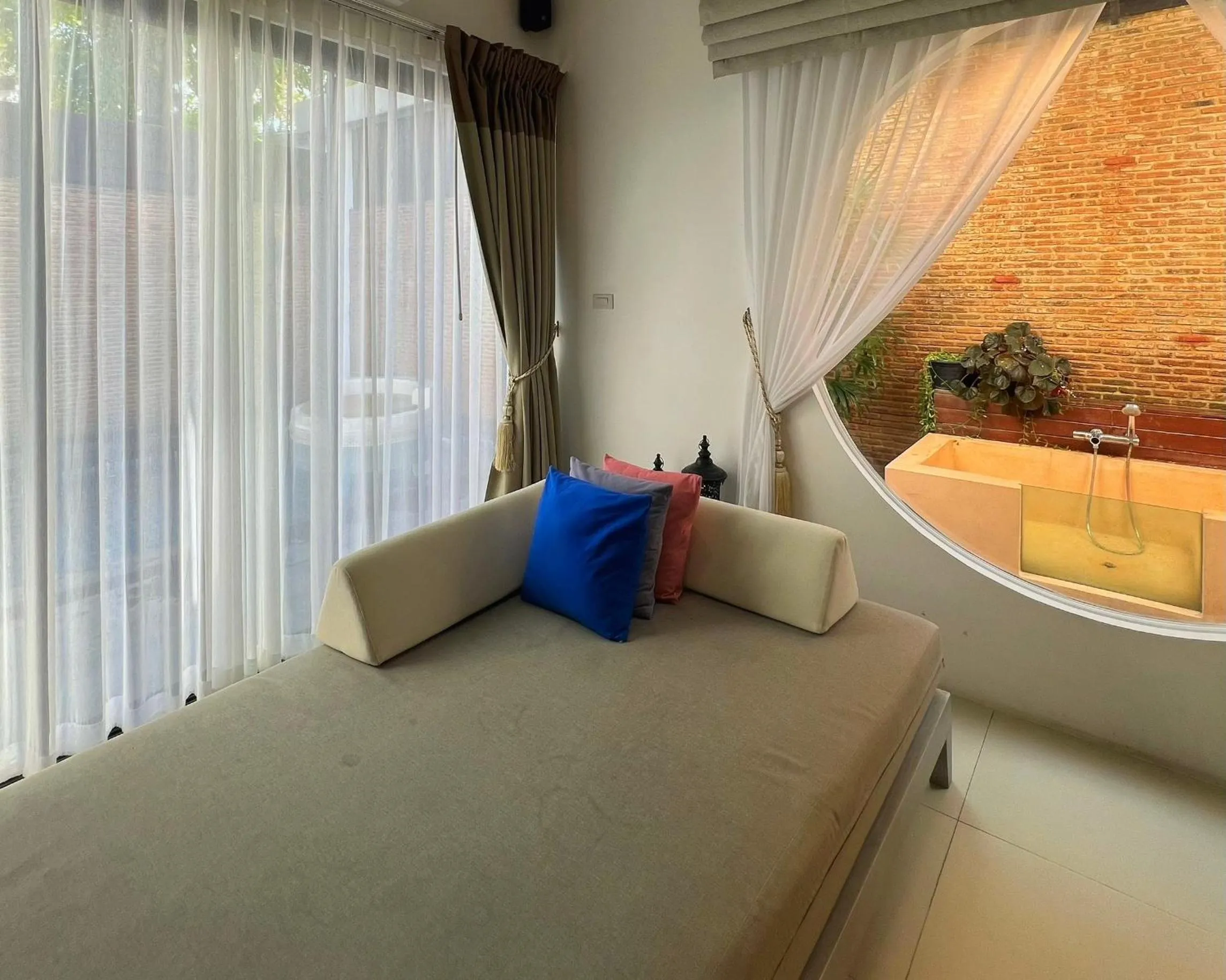 Photo of the whole room, Bed in Cae Villa Hua Hin