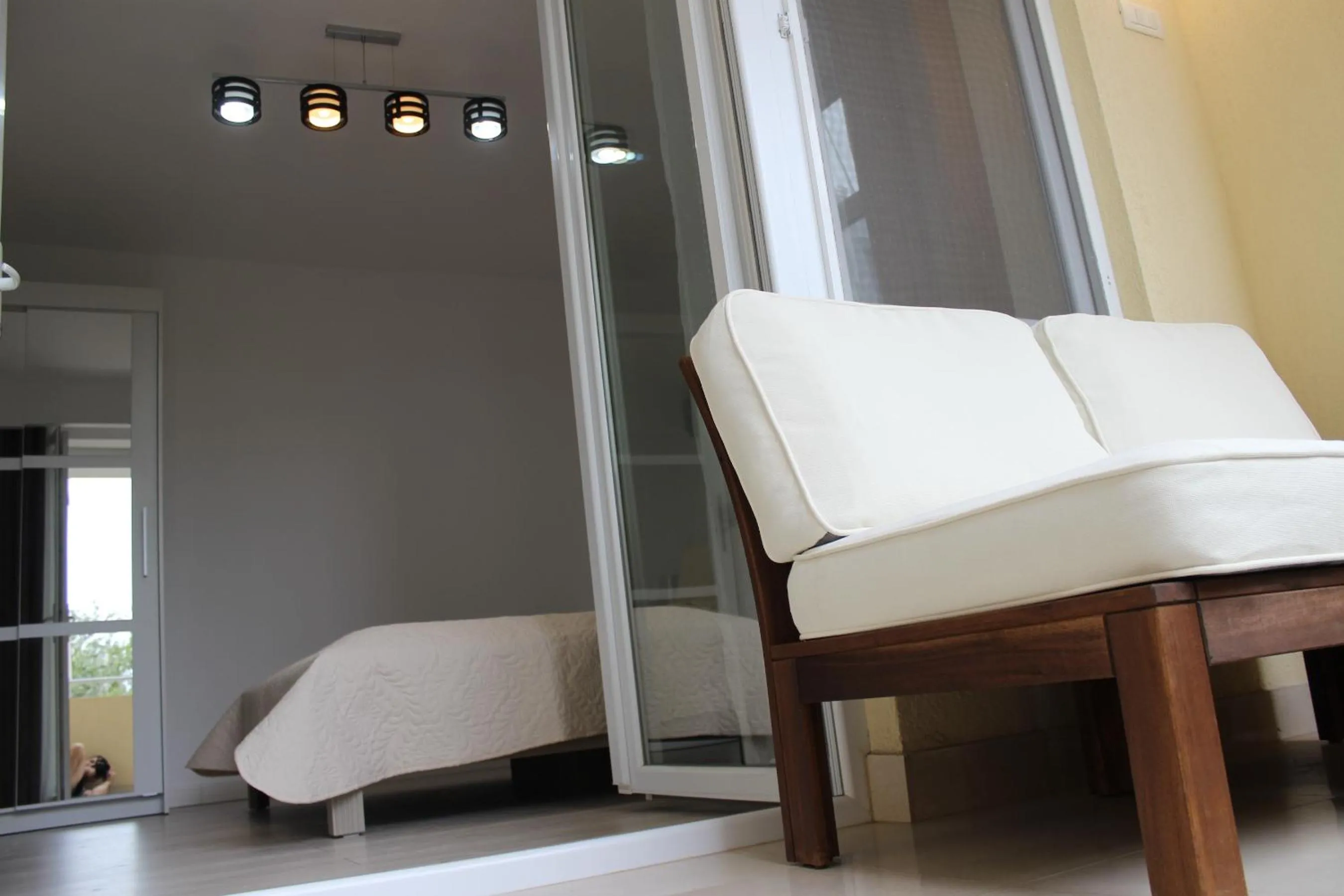 Luxury City Center Apartment – Romana