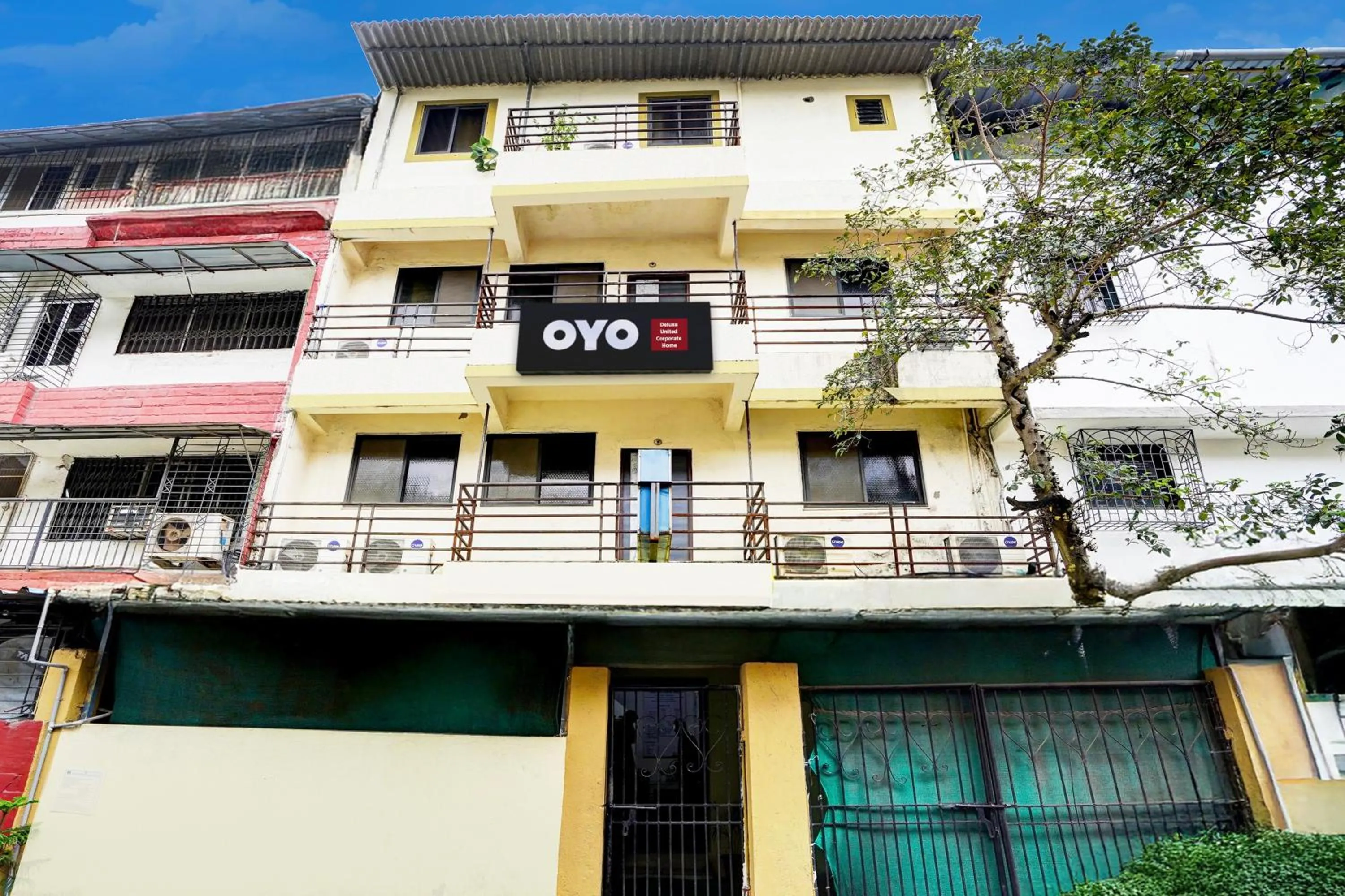 Facade/entrance in Hotel O Deluxe United Corporate Home