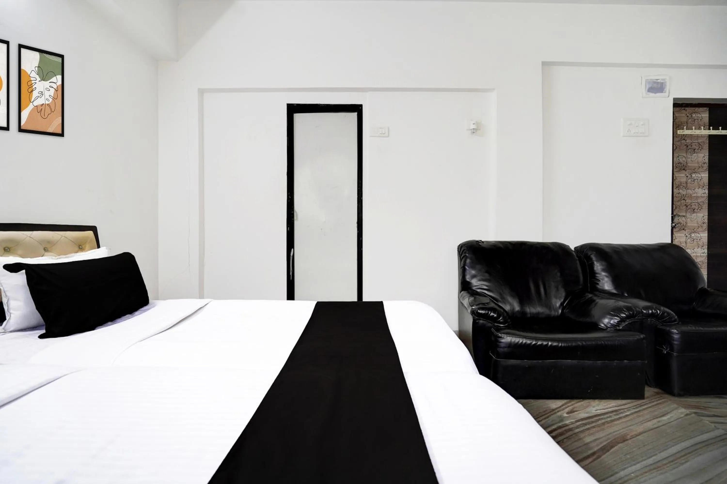 Bedroom, Bed in Hotel O Deluxe United Corporate Home