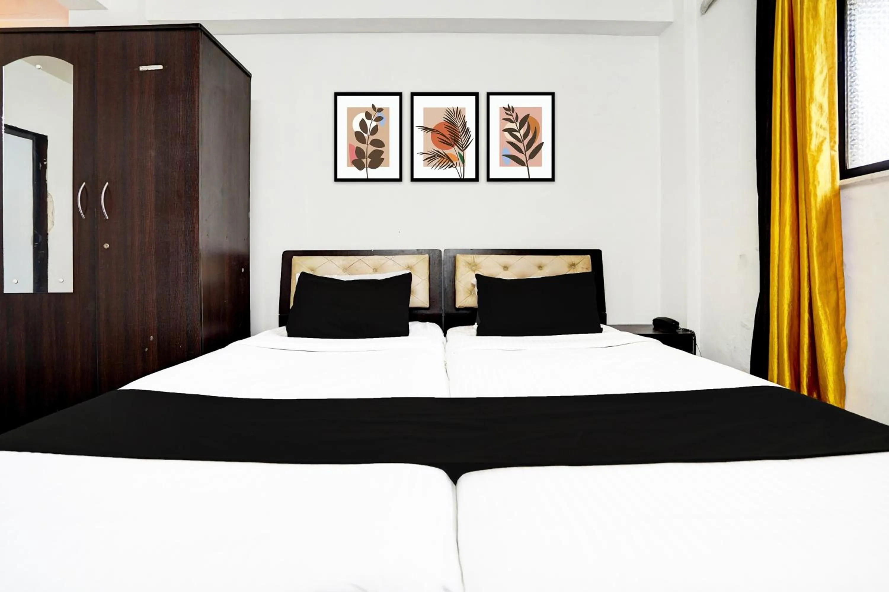 Bedroom, Bed in Hotel O Deluxe United Corporate Home