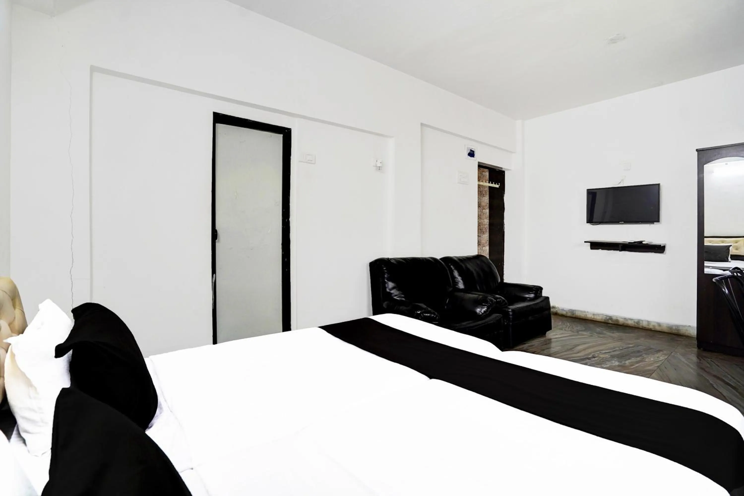 Bedroom, Bed in Hotel O Deluxe United Corporate Home