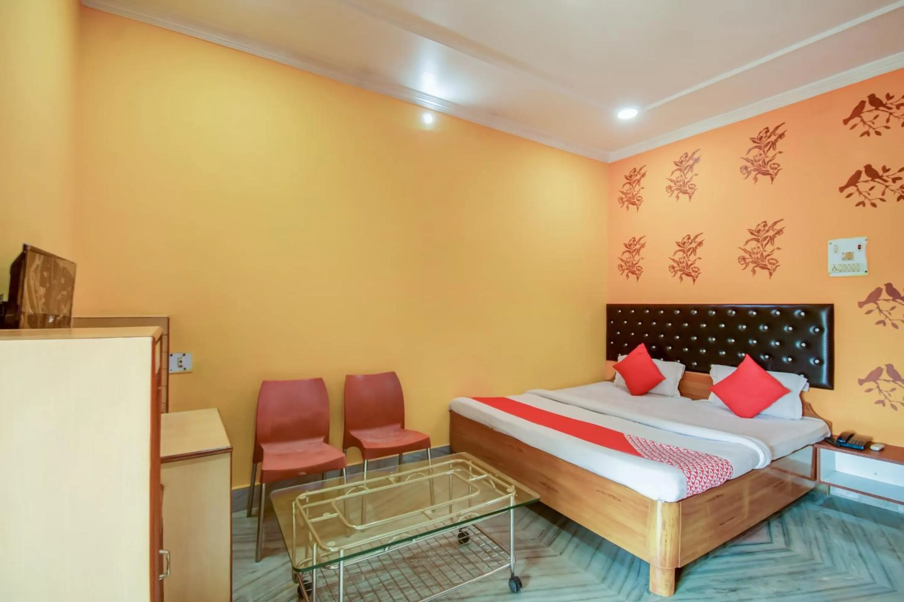 Bedroom, Bed in Super Hotel O Priyal Amrit Sagar