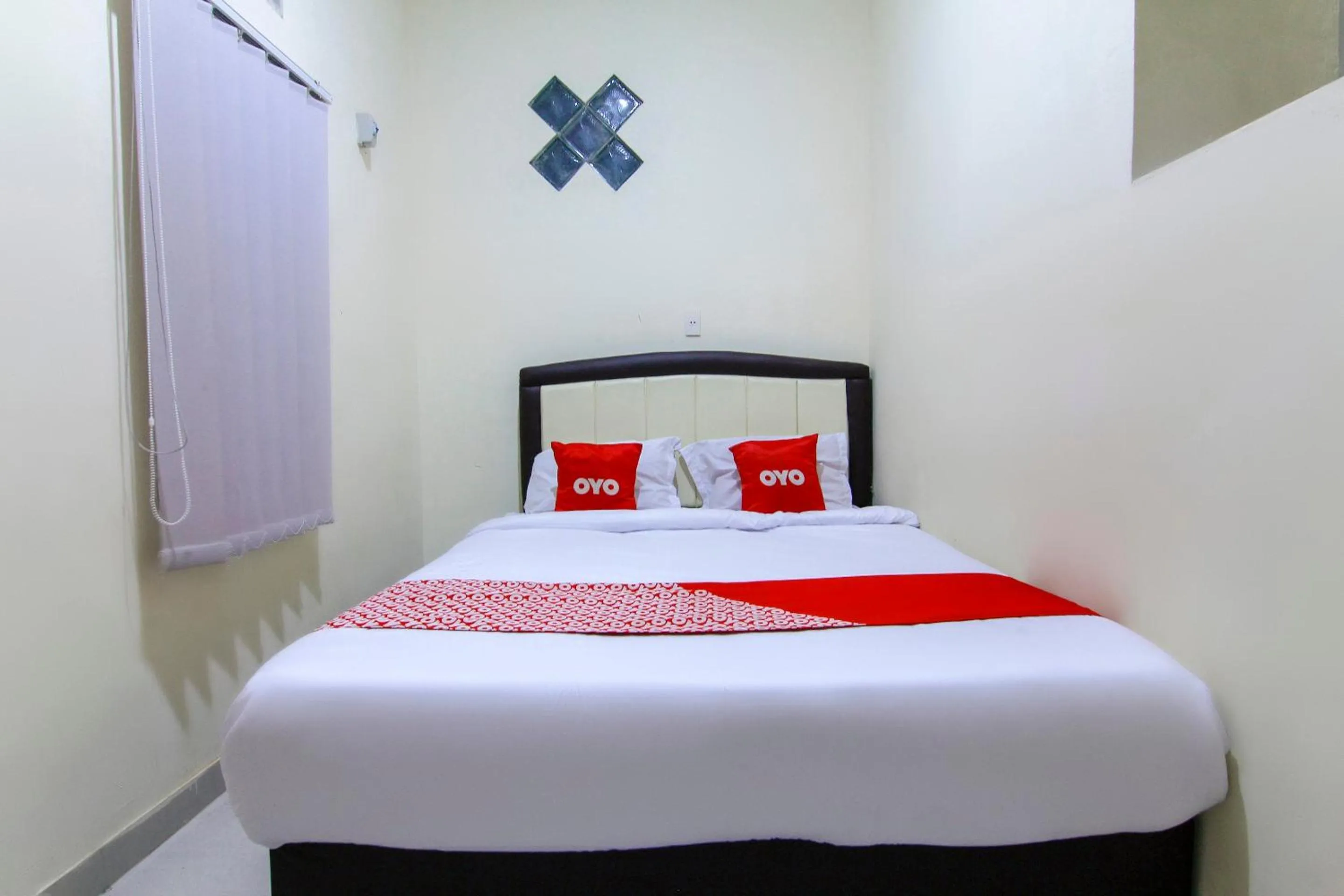 Bedroom, Bed in Hotel O Ratu Residence