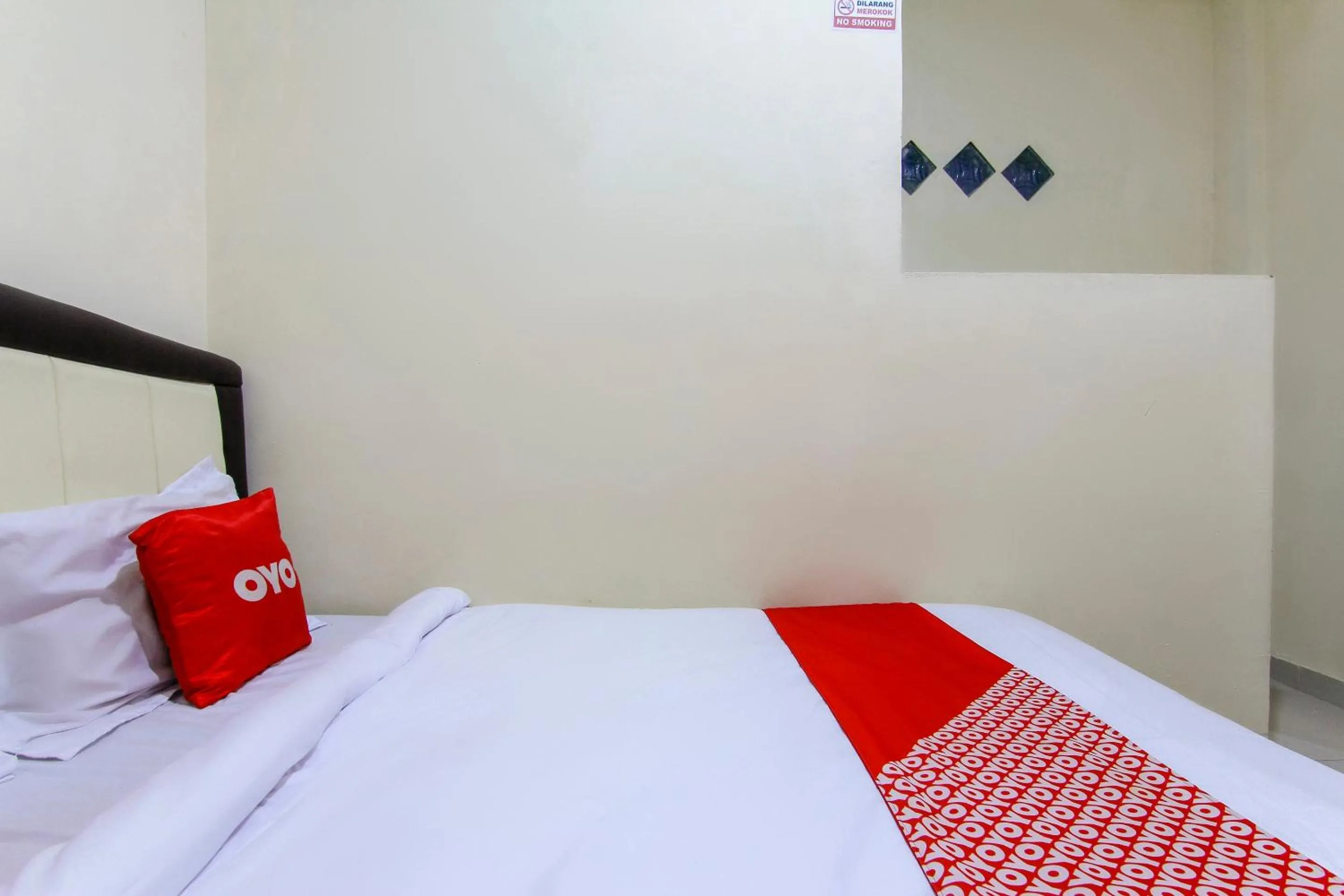 Bedroom, Bed in Hotel O Ratu Residence