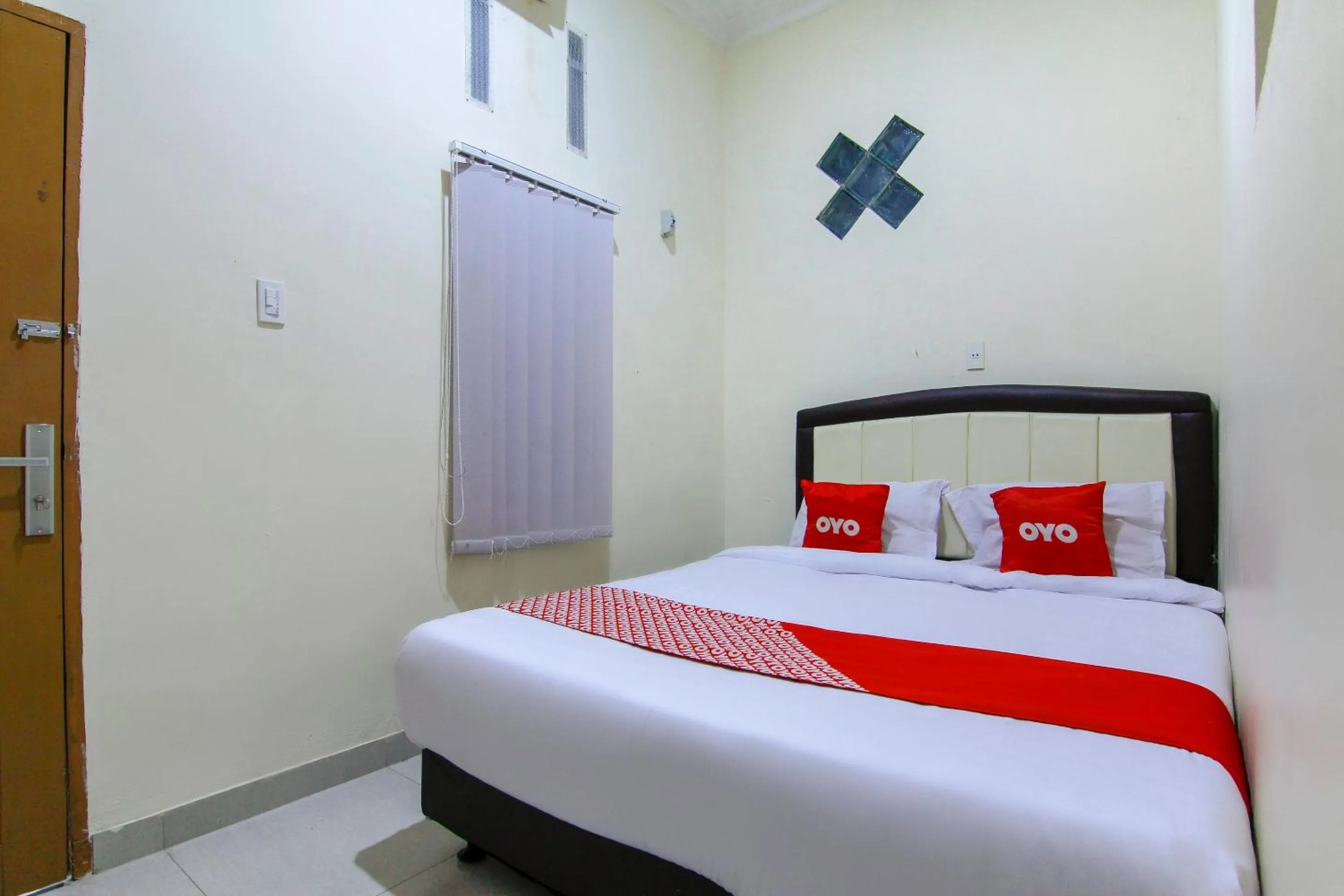 Bedroom, Bed in Hotel O Ratu Residence