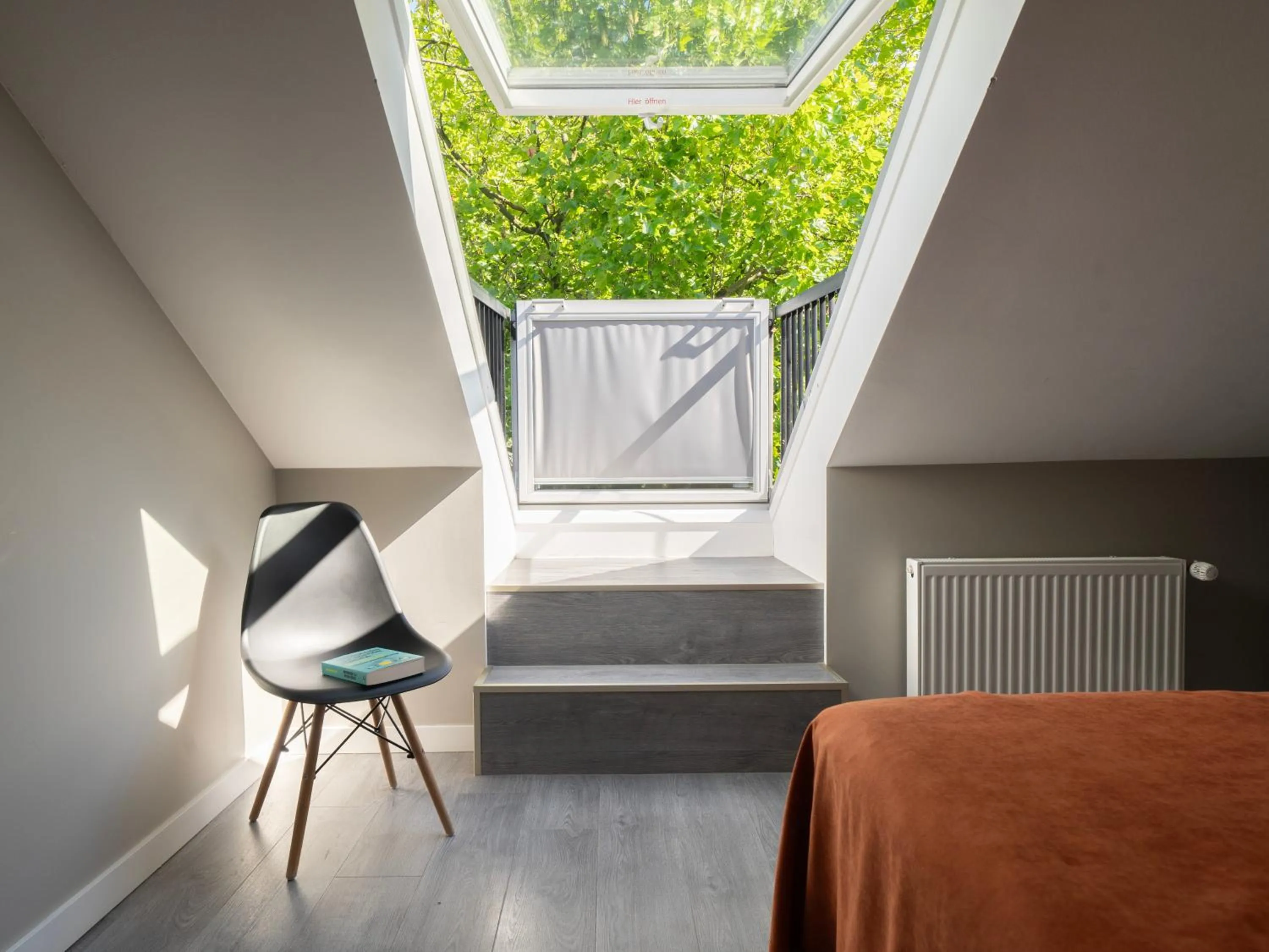 View (from property/room), Bed in JustStay Ratingen Hotel & Apartments