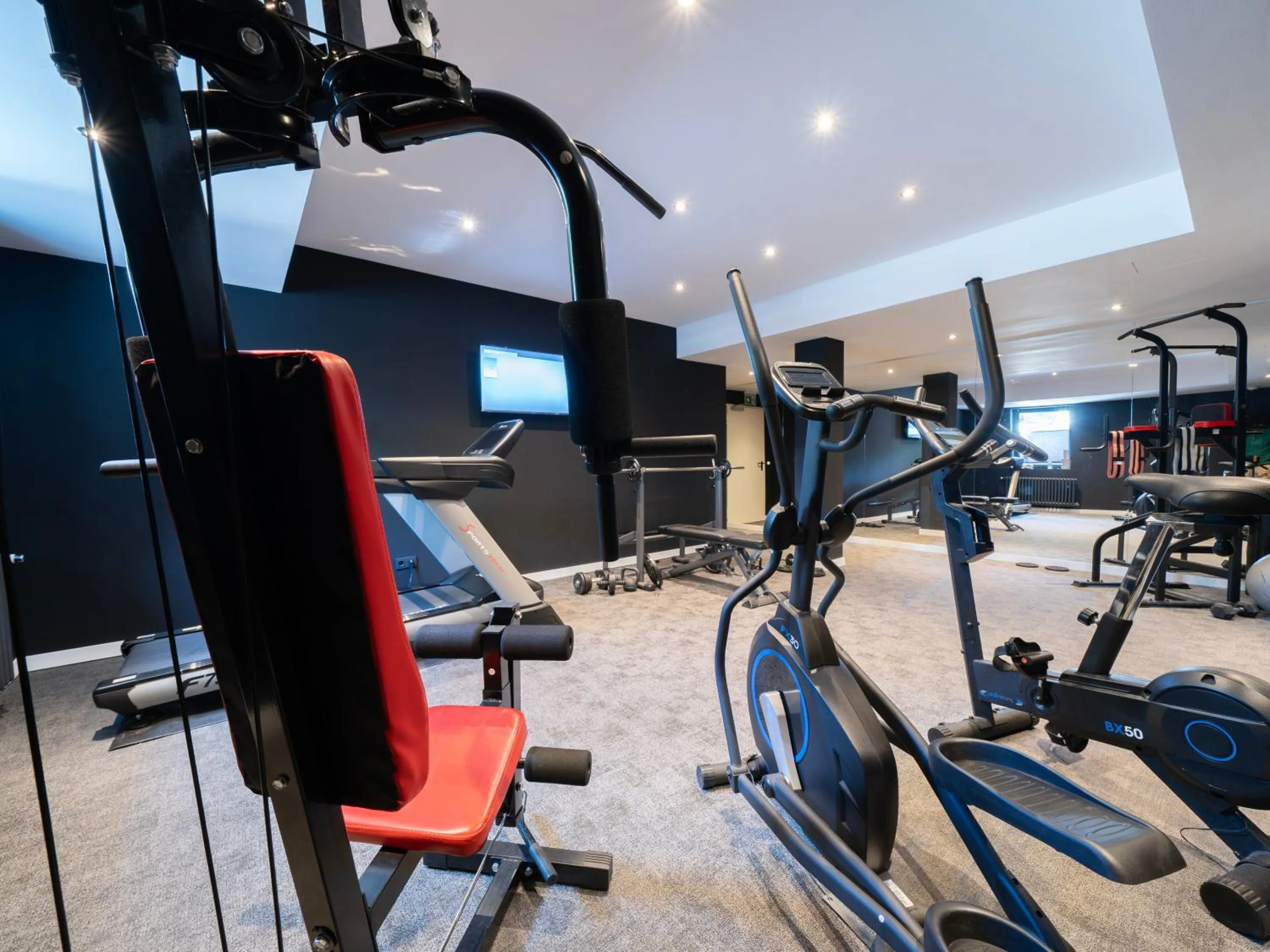 Fitness centre/facilities in JustStay Ratingen Hotel & Apartments