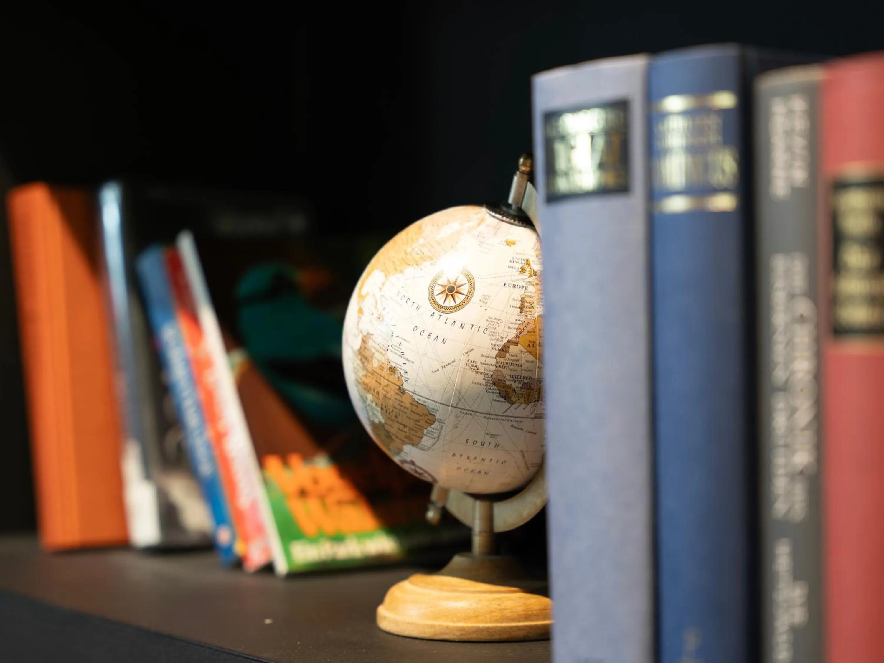 Lounge or bar in JustStay Ratingen Hotel & Apartments