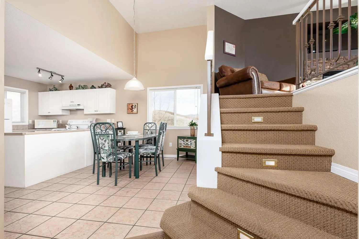 Property building in Paradise Canyon Golf Resort - Luxury Condo U409