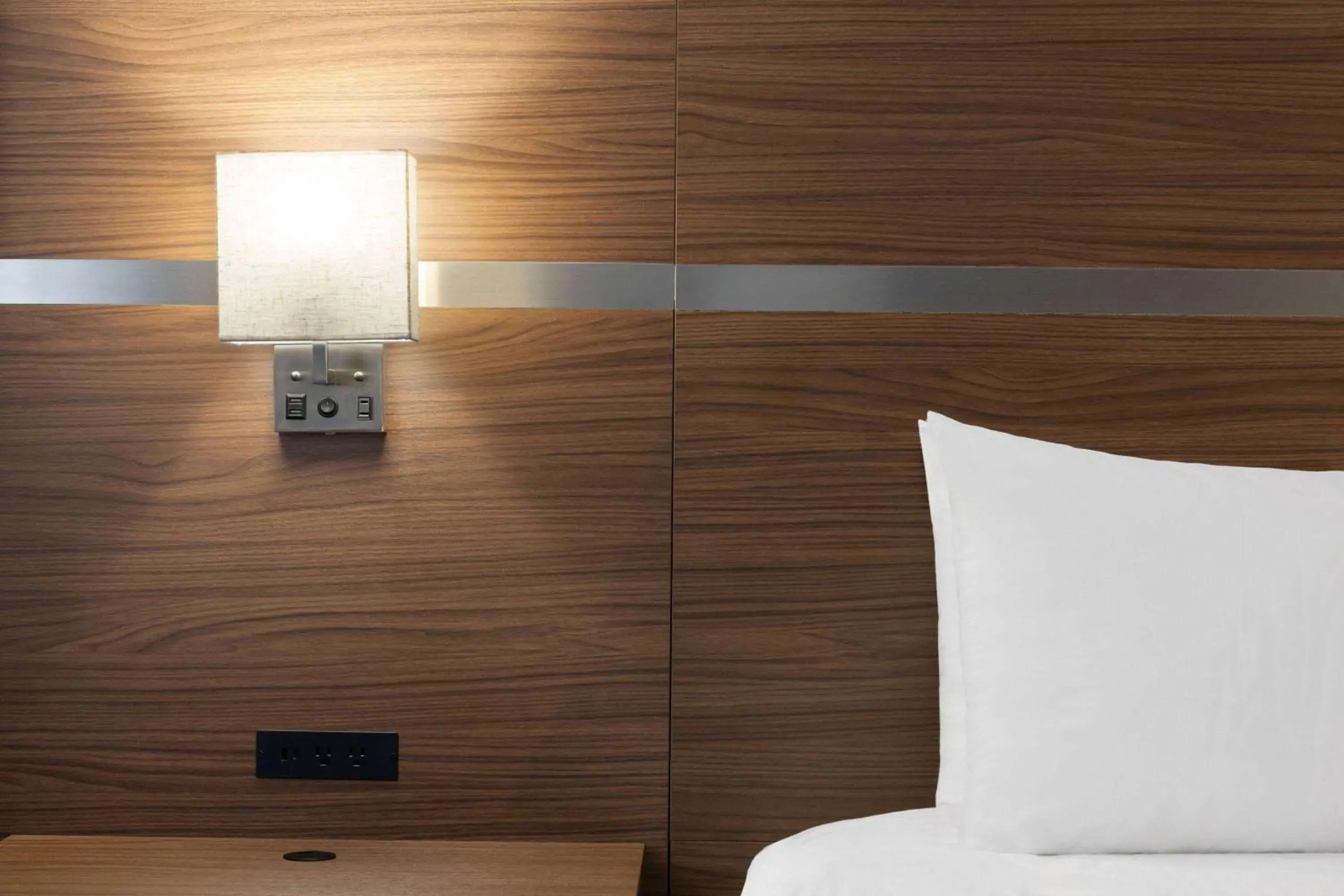 Photo of the whole room, Bed in Baymont by Wyndham Edson Photo of the whole room, Bed in Baymont by Wyndham Edson