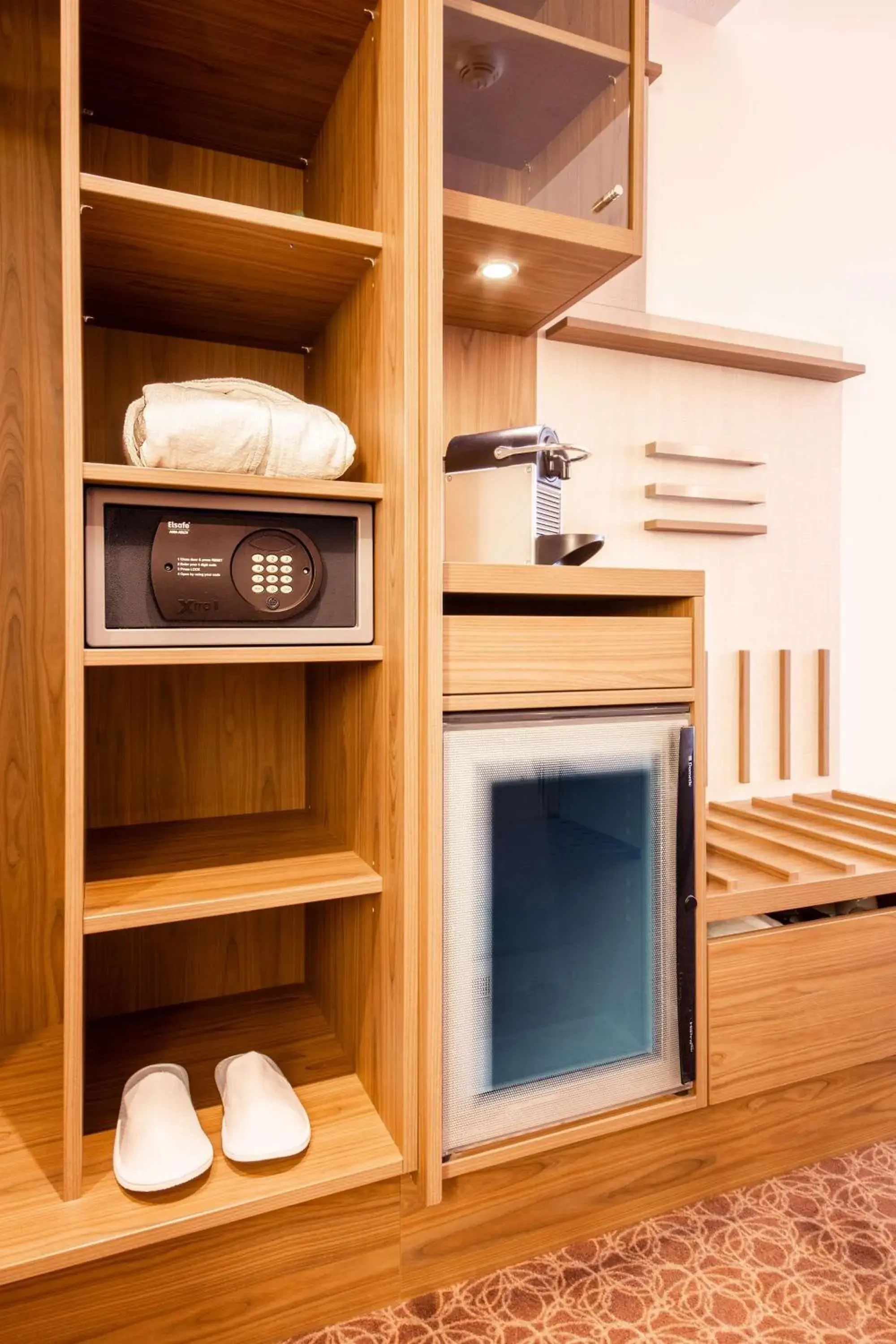 Bedroom in Park Inn by Radisson Köln City West Bedroom in Park Inn by Radisson Köln City West