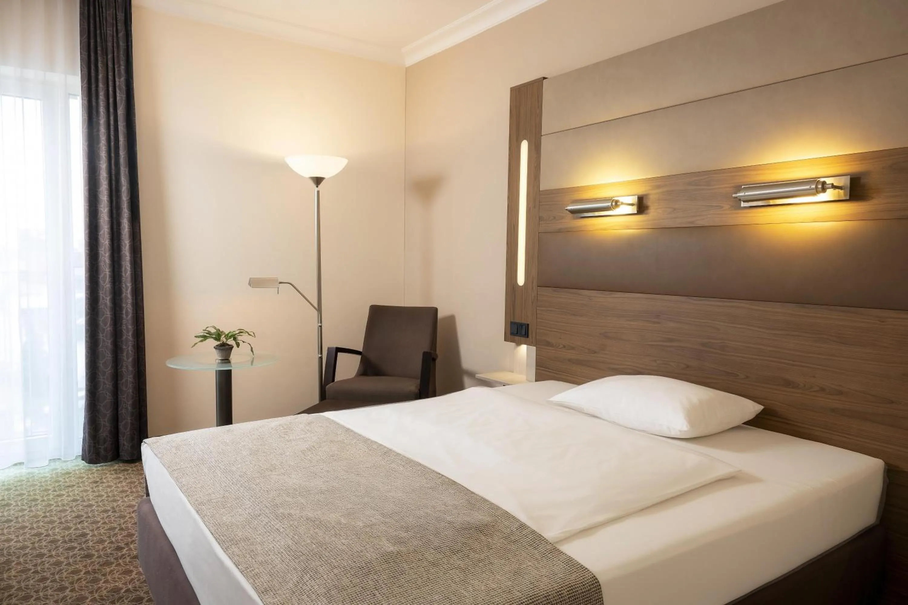 Bedroom, Bed in Best Western Plus Hotel Koeln City