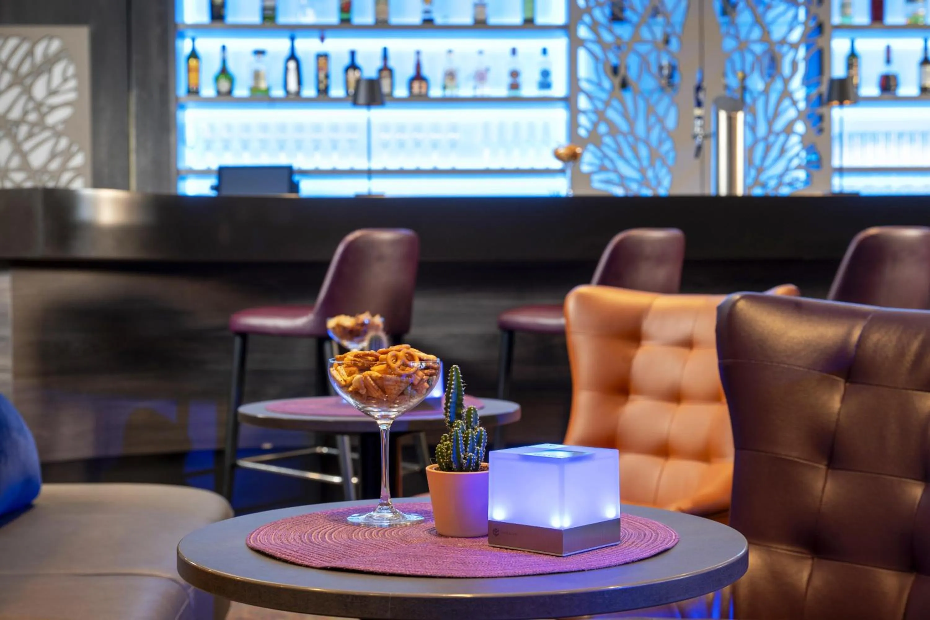 Lounge or bar in Best Western Plus Hotel Koeln City