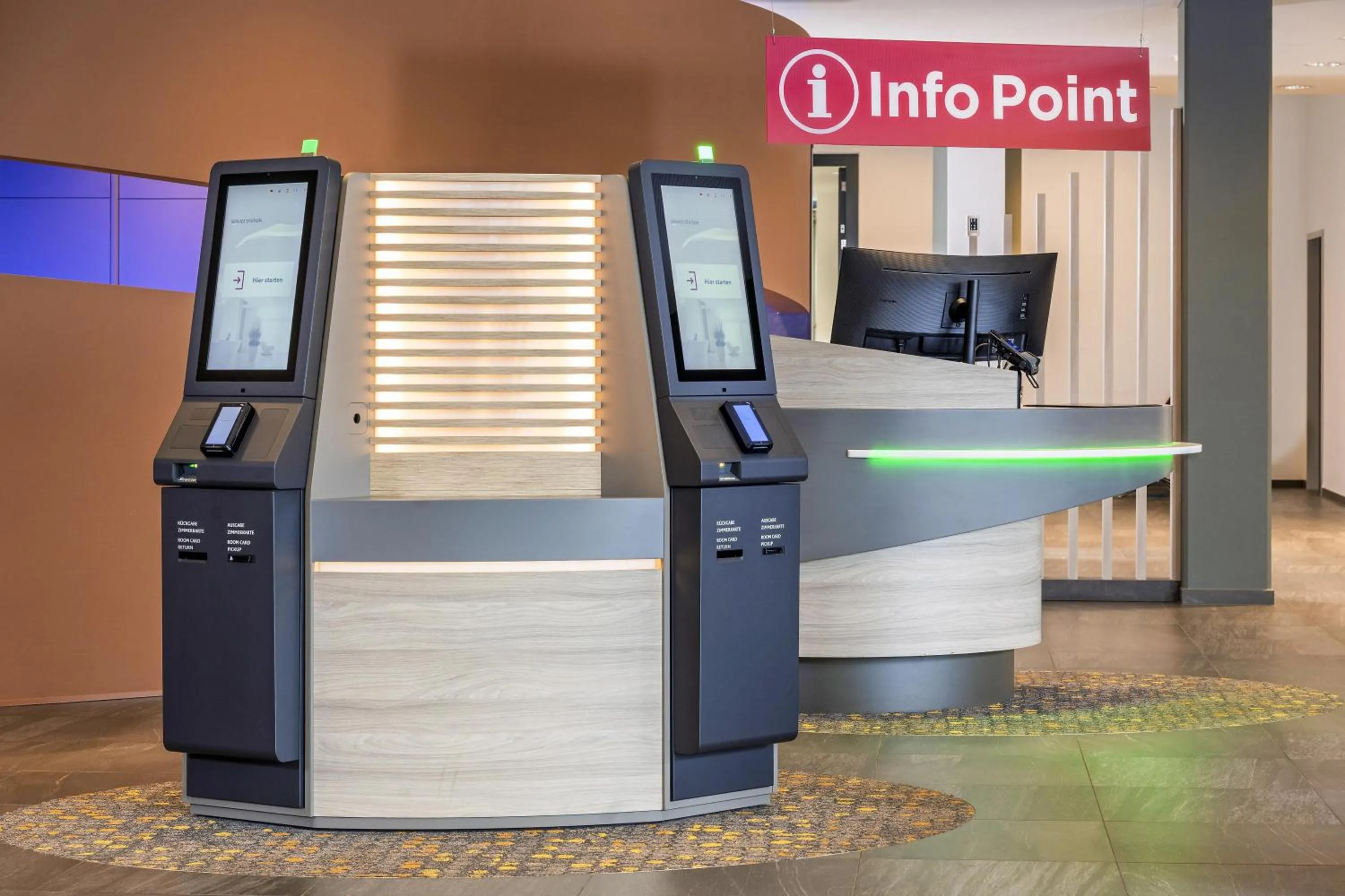 Lobby or reception in Best Western Plus Hotel Koeln City