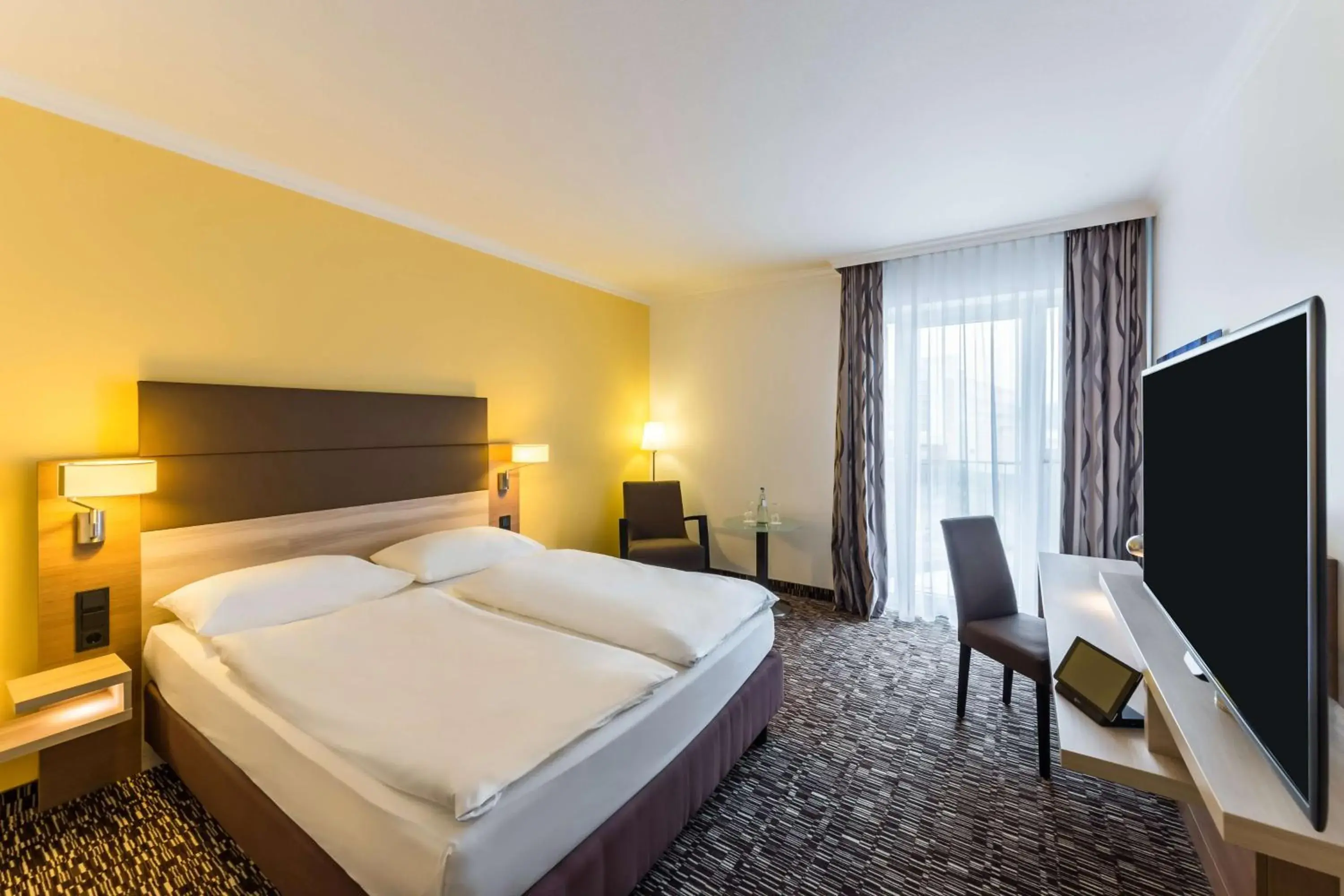 Bedroom, Bed in Park Inn by Radisson Köln City West Bedroom, Bed in Park Inn by Radisson Köln City West