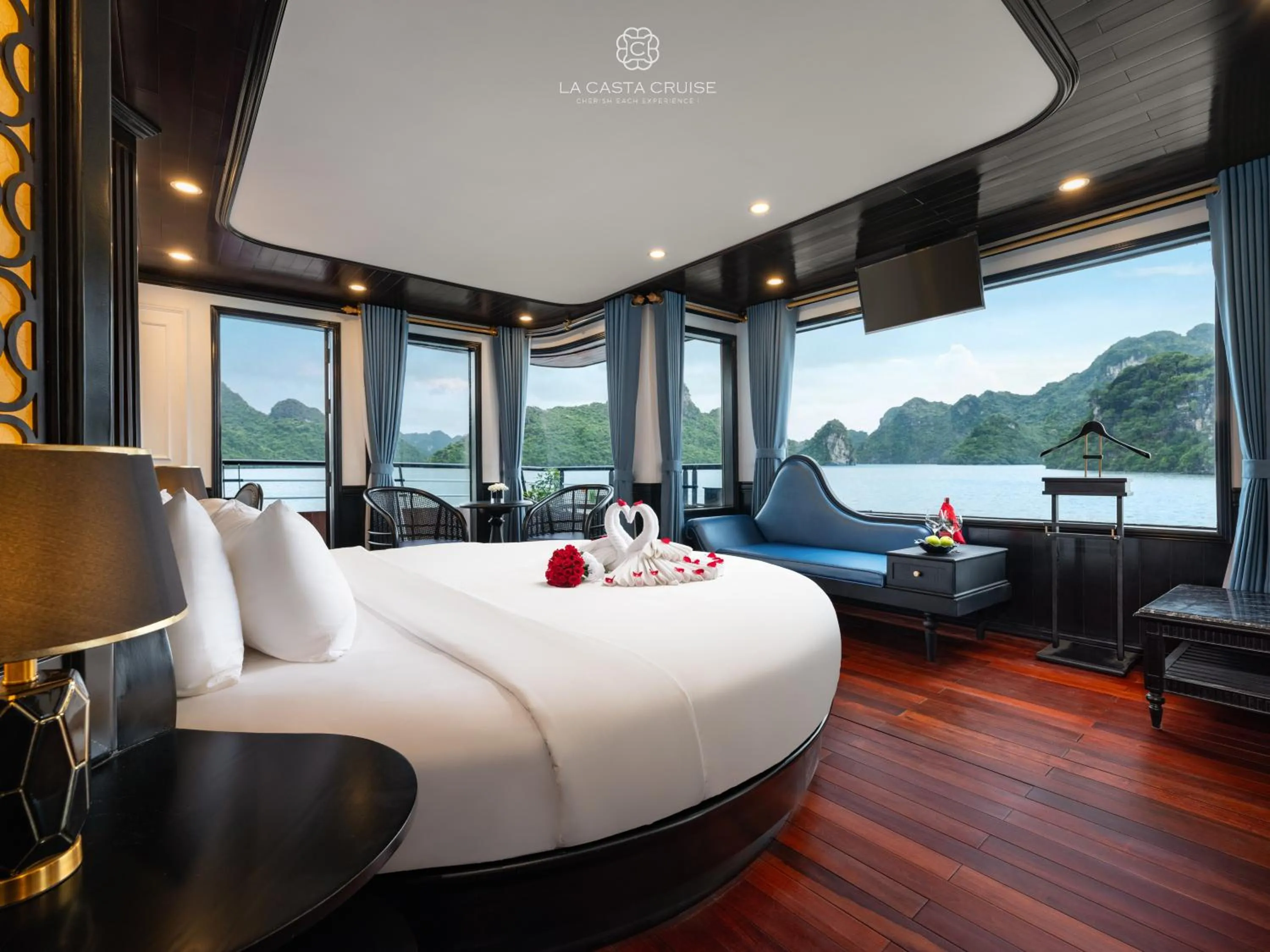 Bed in La Casta Cruise