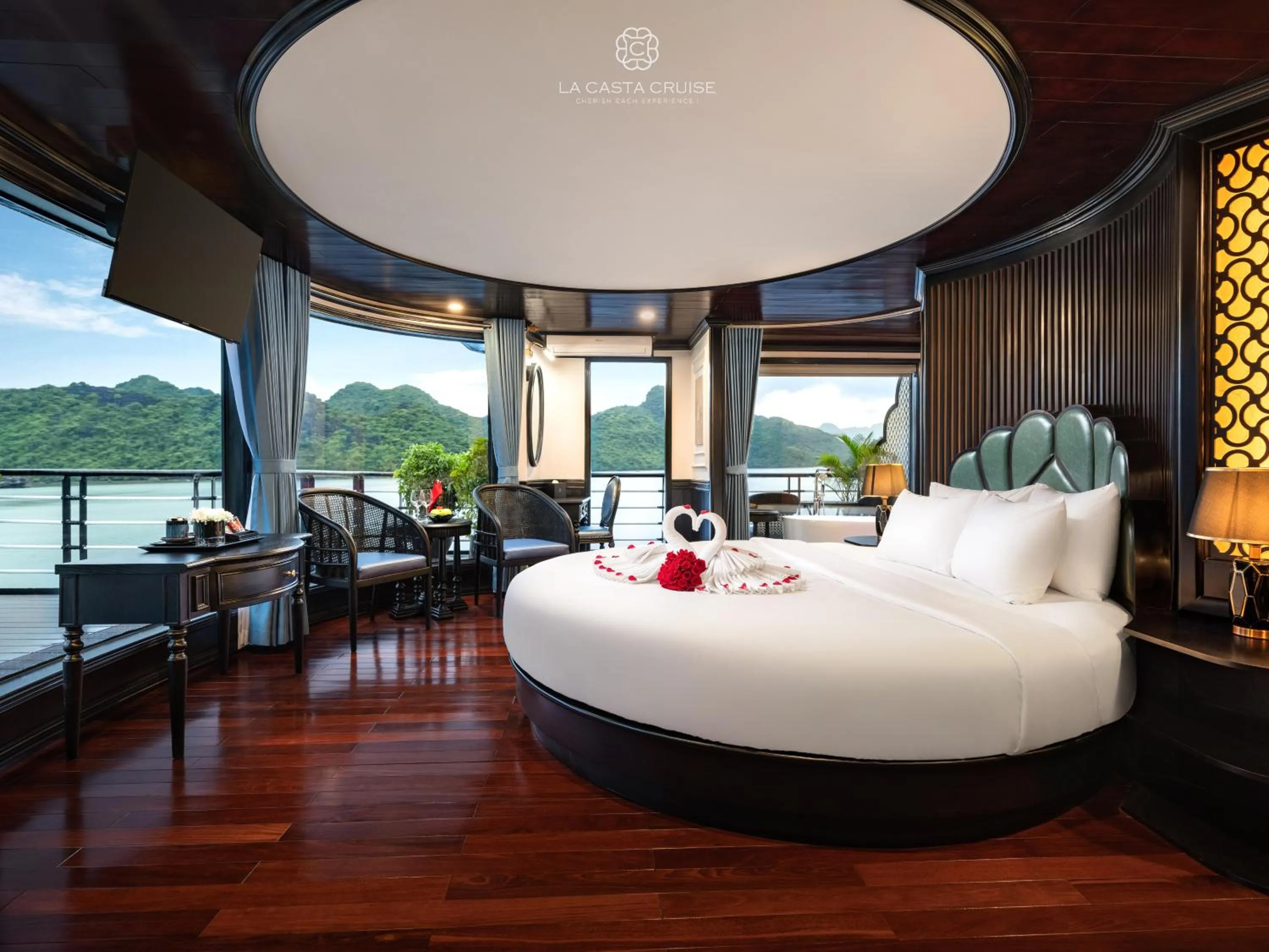 Bed in La Casta Cruise