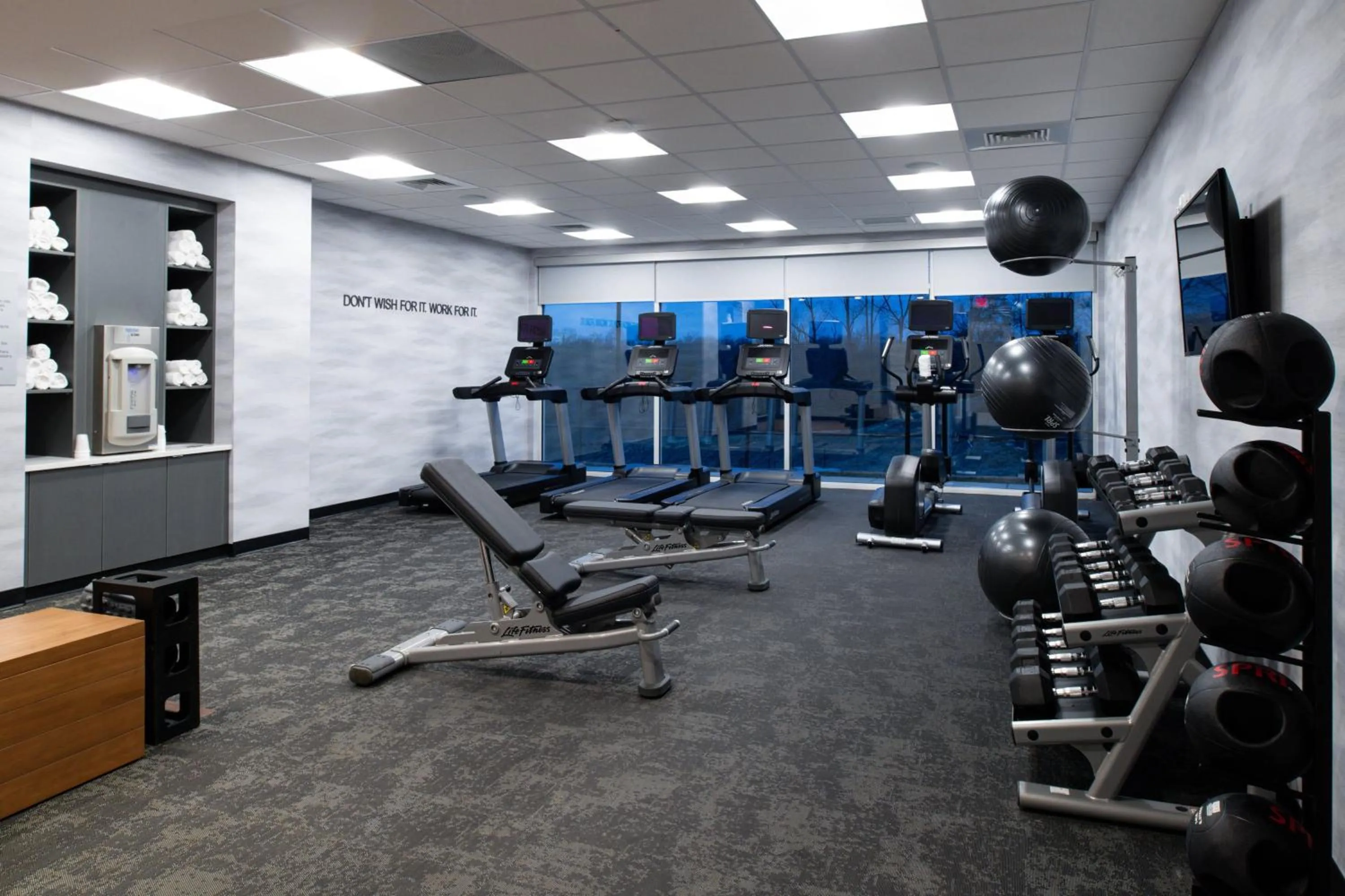 Fitness centre/facilities in Fairfield Inn & Suites by Marriott Charlotte University Research Park