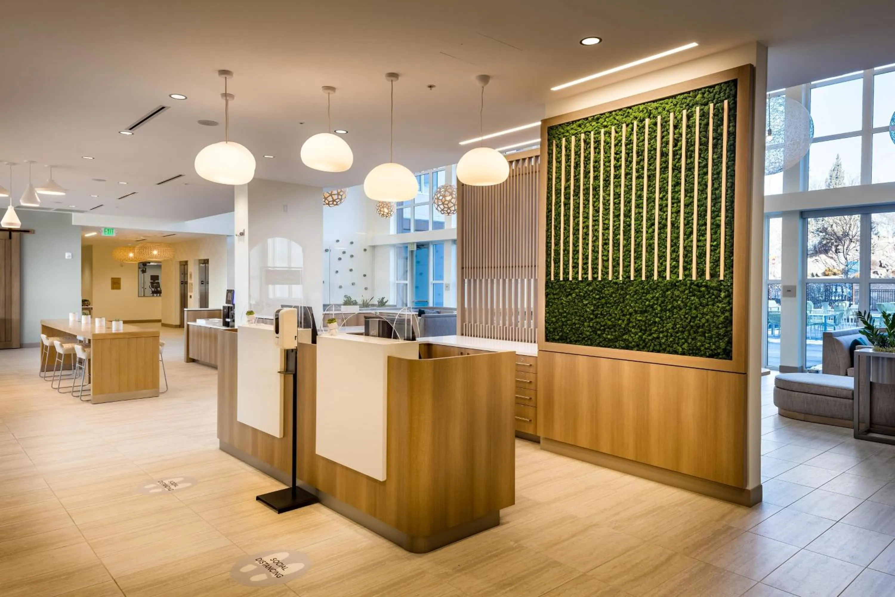 Lobby or reception in Element Bend