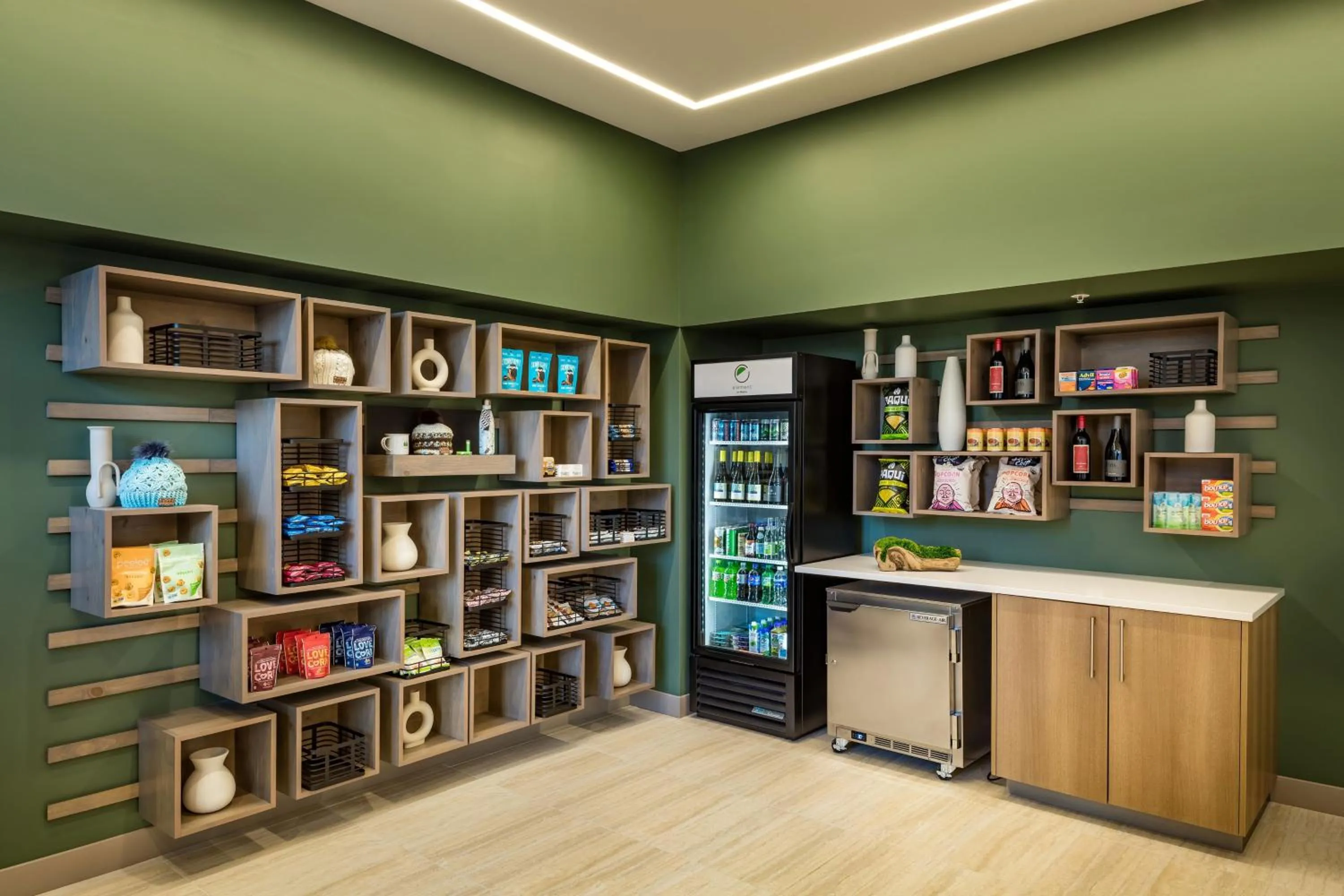 Restaurant/places to eat in Element Bend