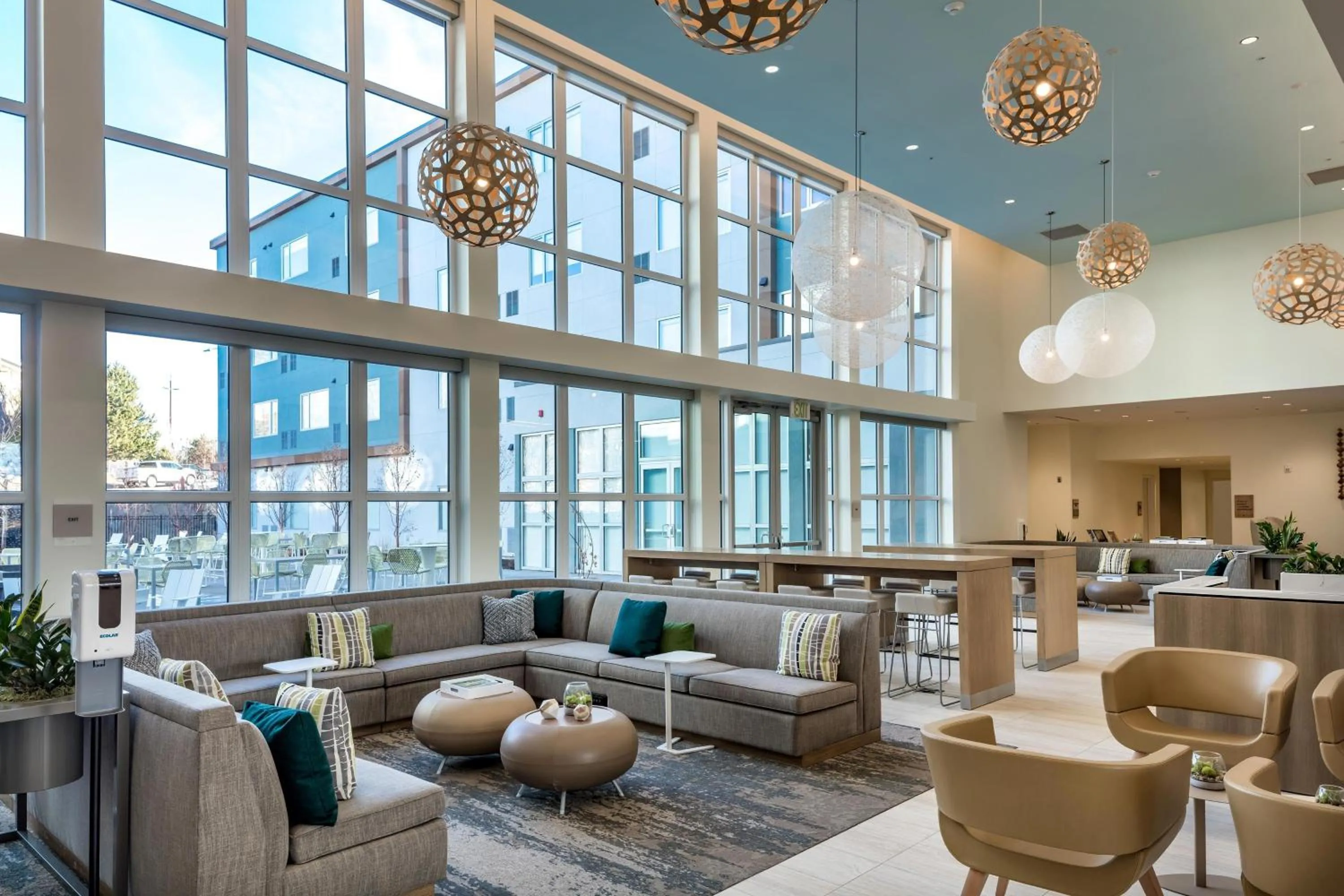 Lobby or reception in Element Bend