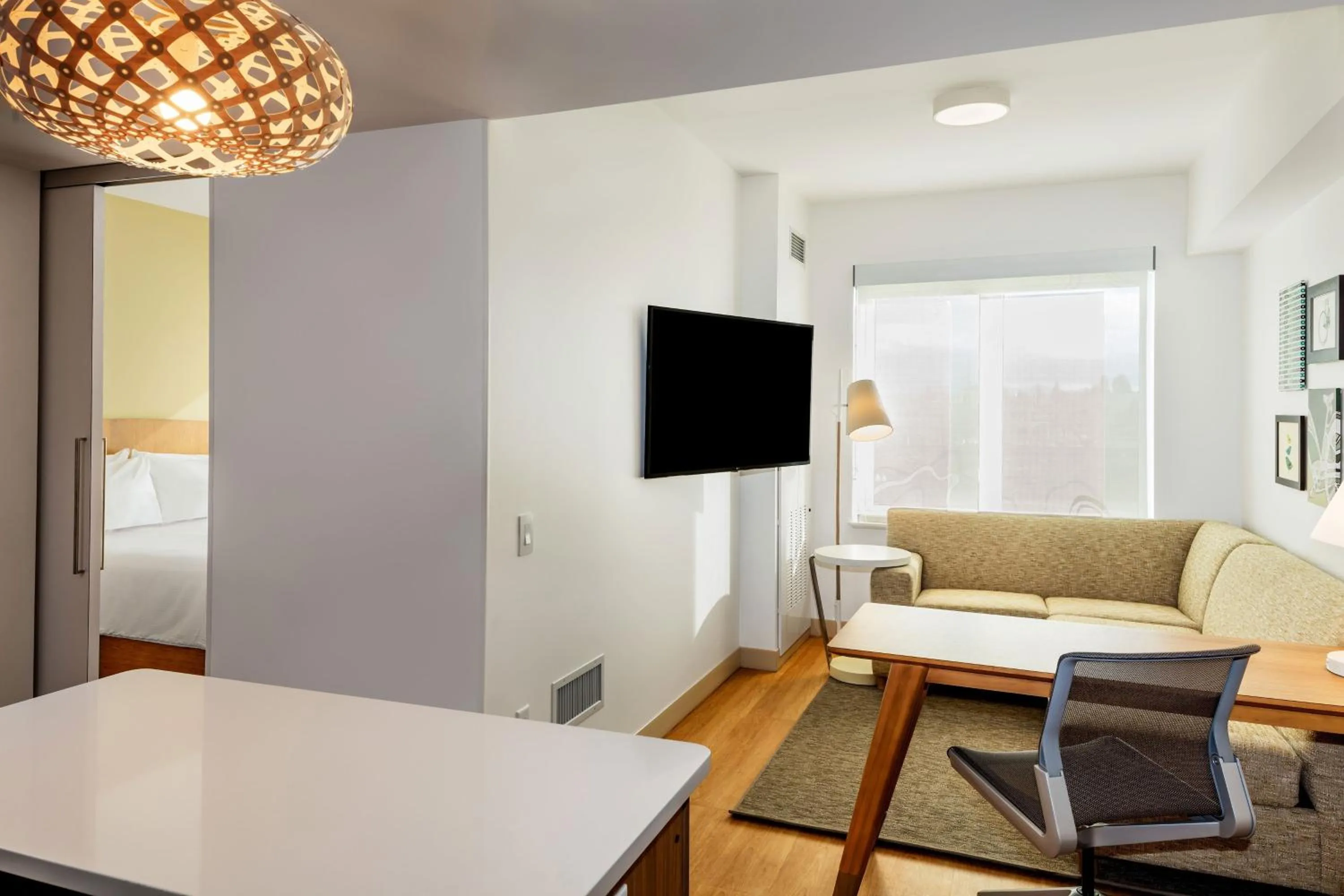 Photo of the whole room, Bed in Element Bend