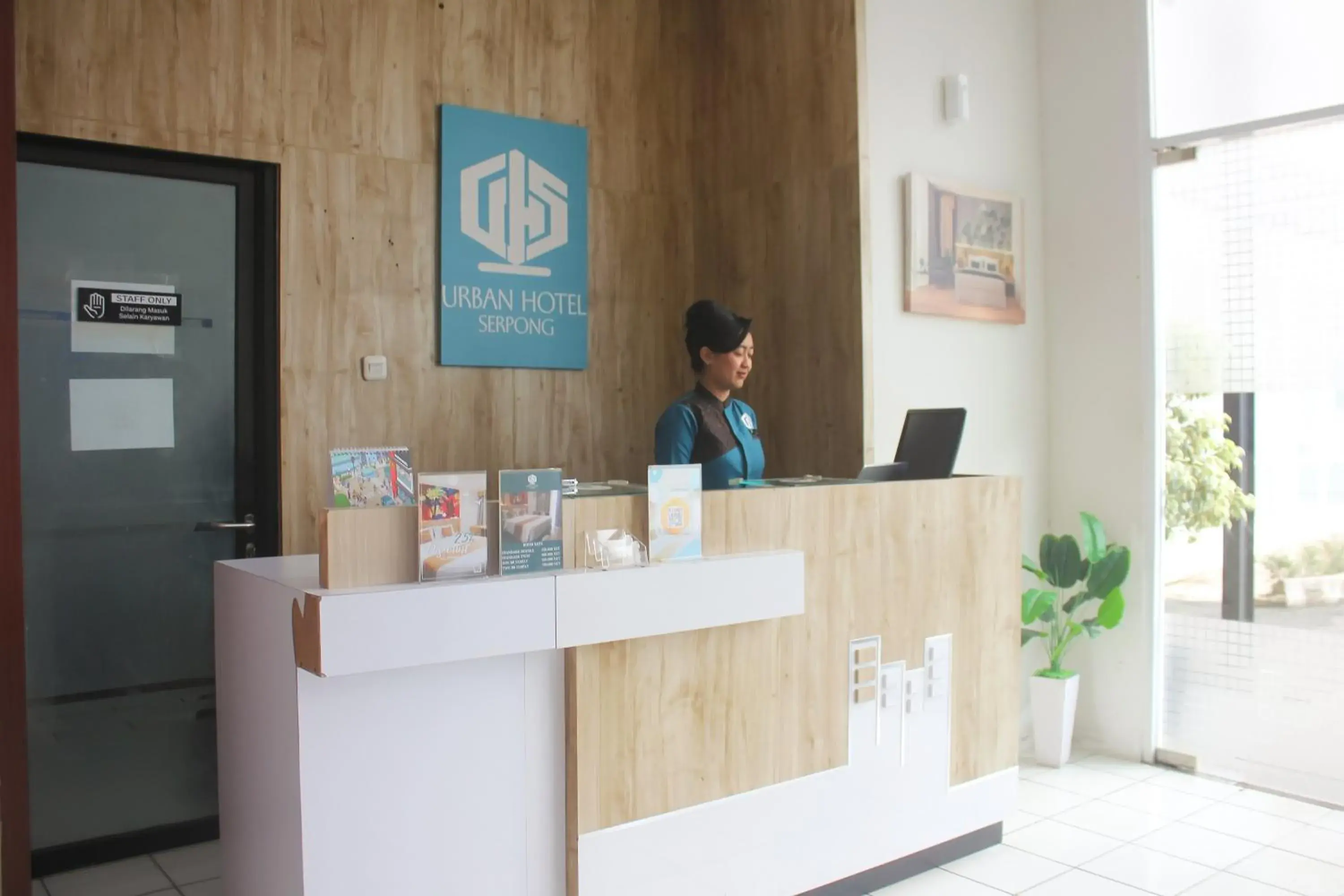 Urban Hotel Serpong Urban Hotel Serpong