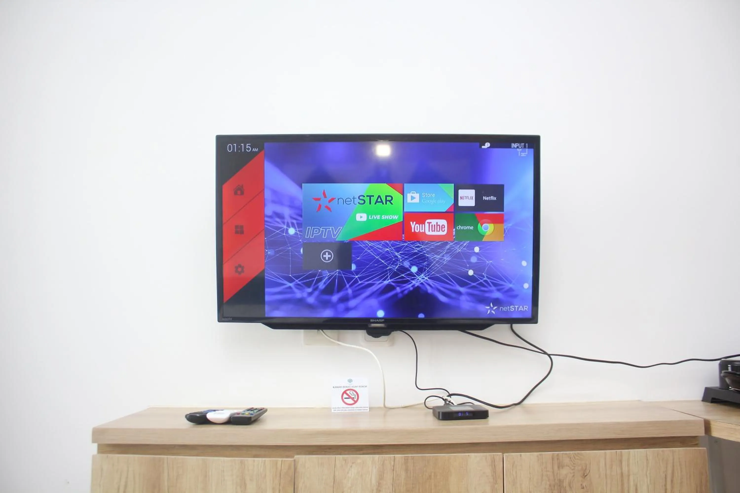 TV and multimedia in Urban Hotel Serpong