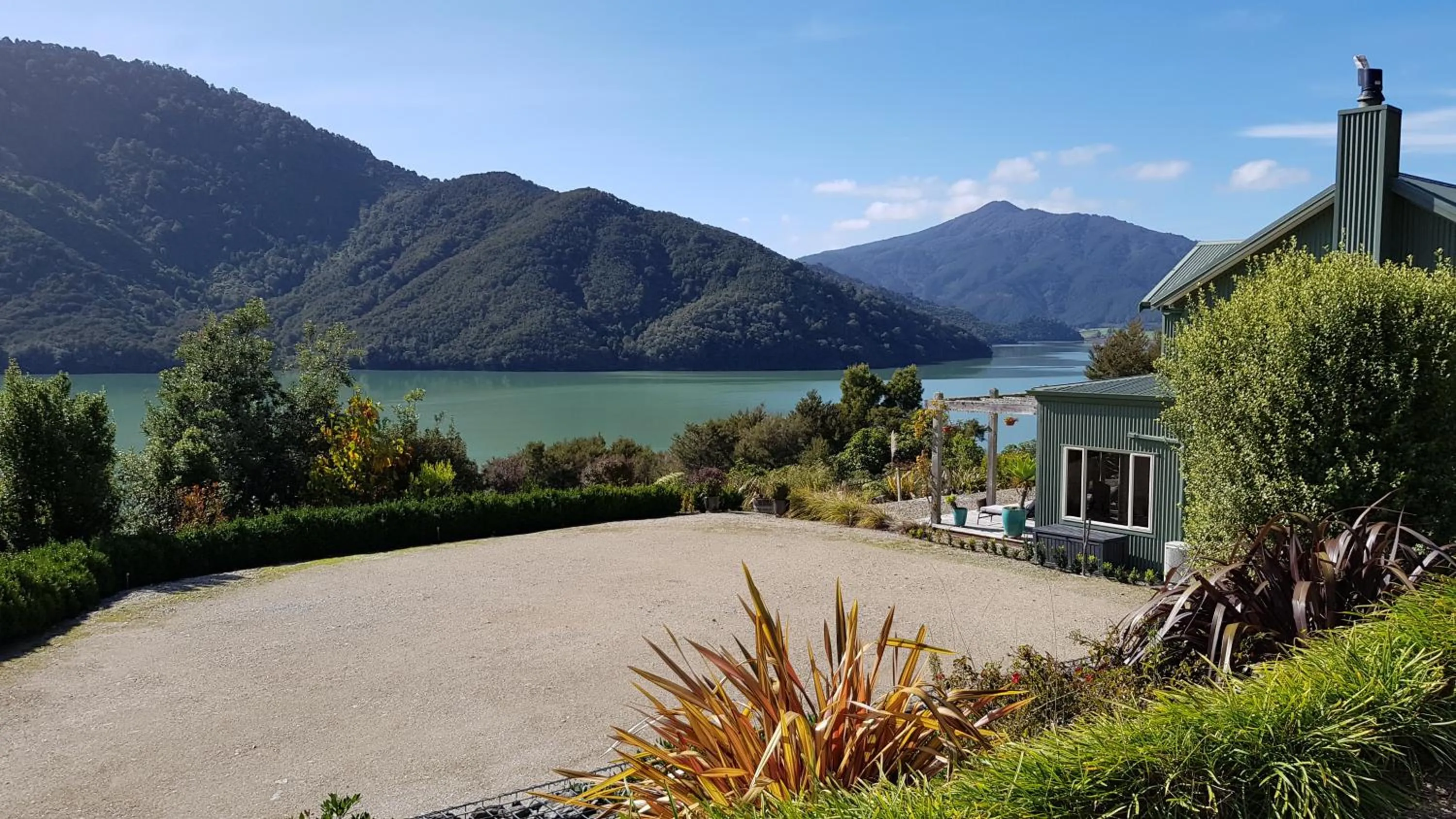 Parking in Moana Haven B&B