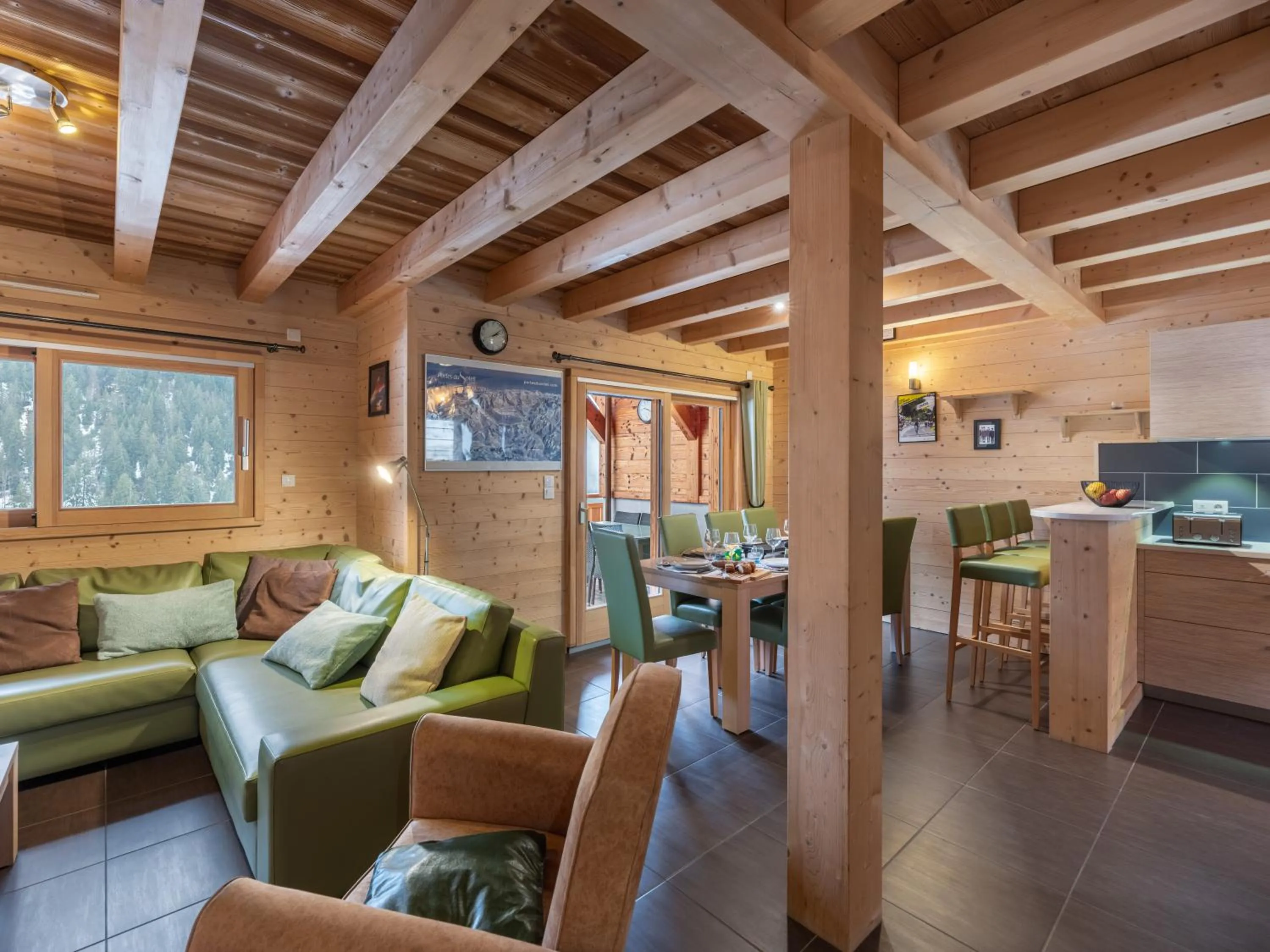 Etringa 8 - Chalet Mitoyen - BO Immobilier- remises sur les forfaits de skis Châtel ou Portes du soleil