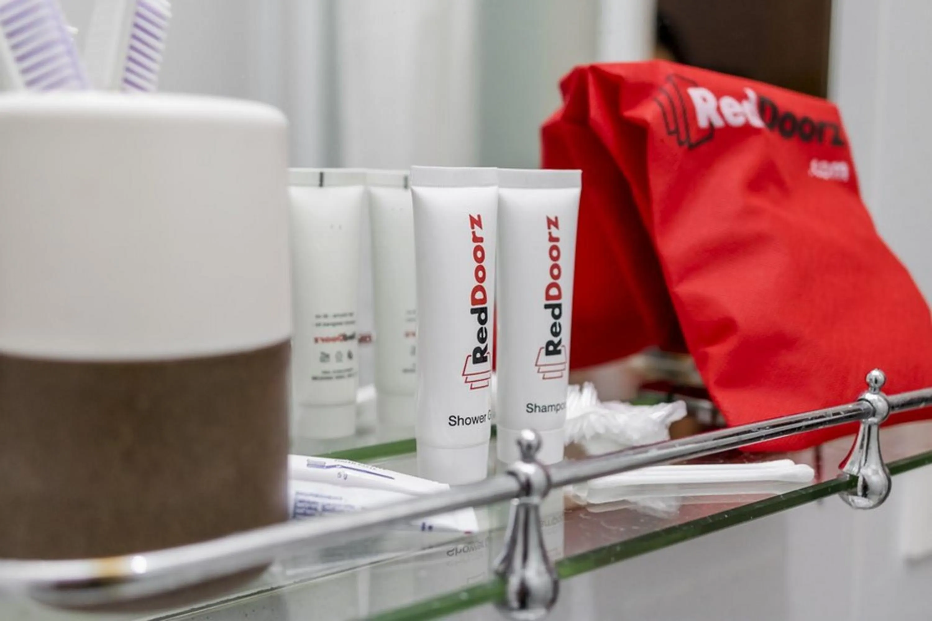 RedDoorz near Lippo Plaza Buton