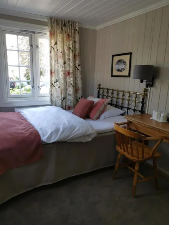 Bed in Sanner Hotell