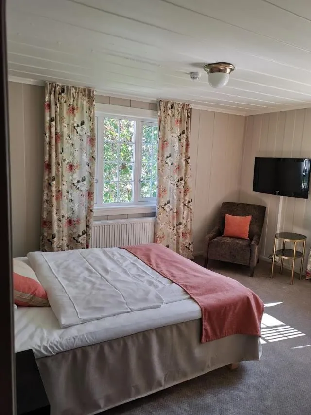 Bed in Sanner Hotell