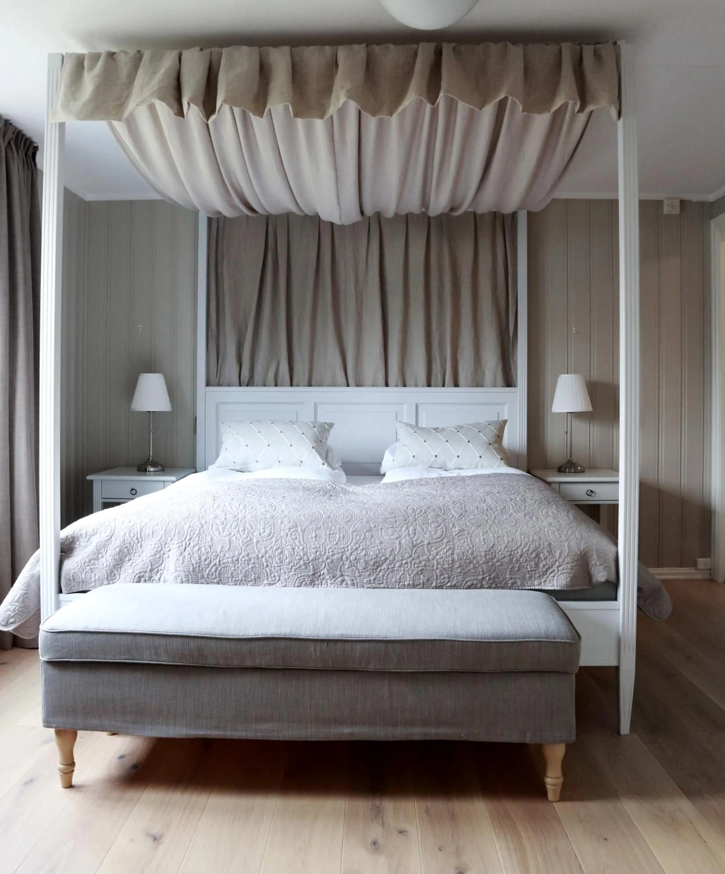 Bedroom, Bed in Sanner Hotell