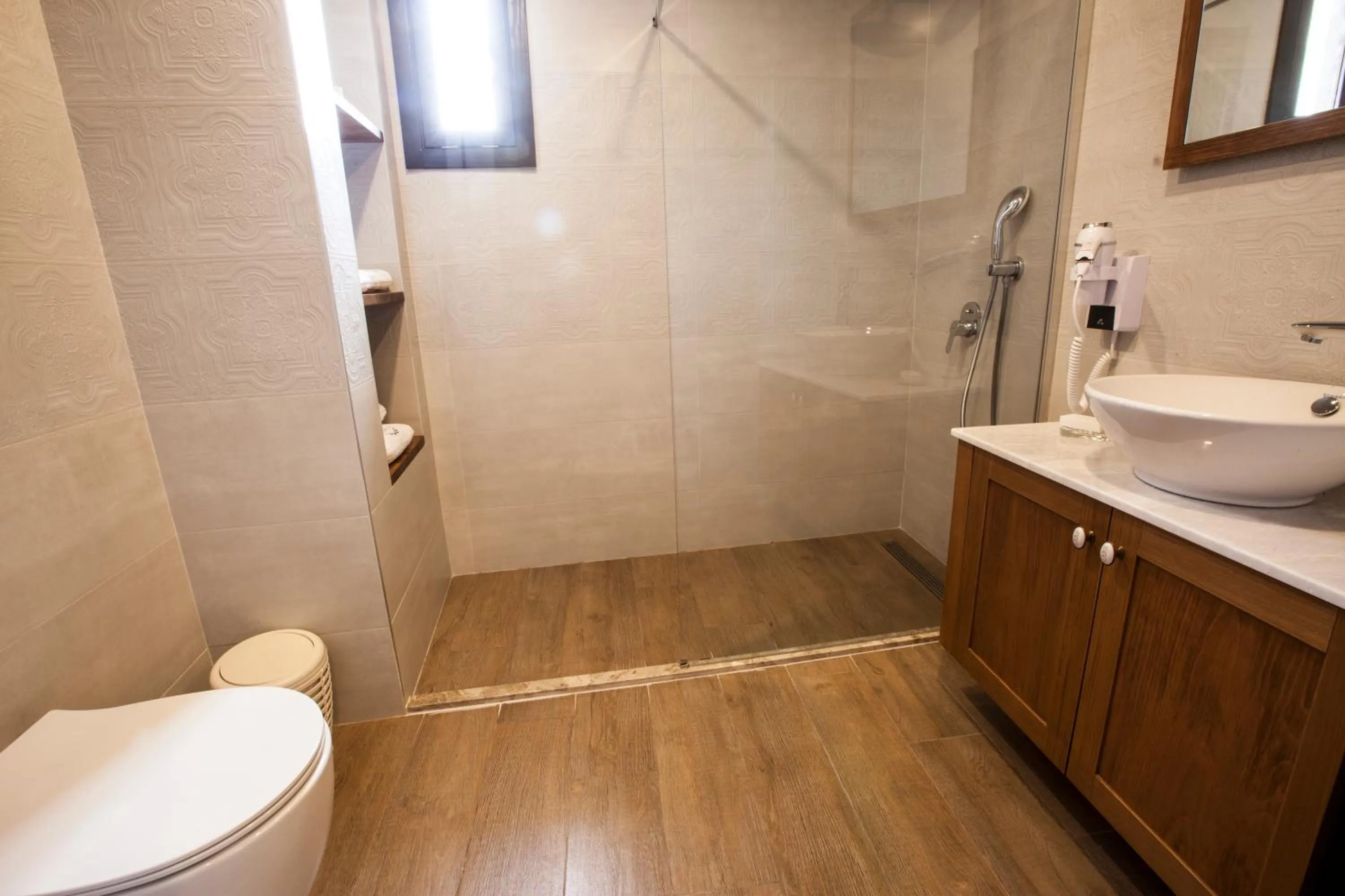 Bathroom in Livia Garden Hotel