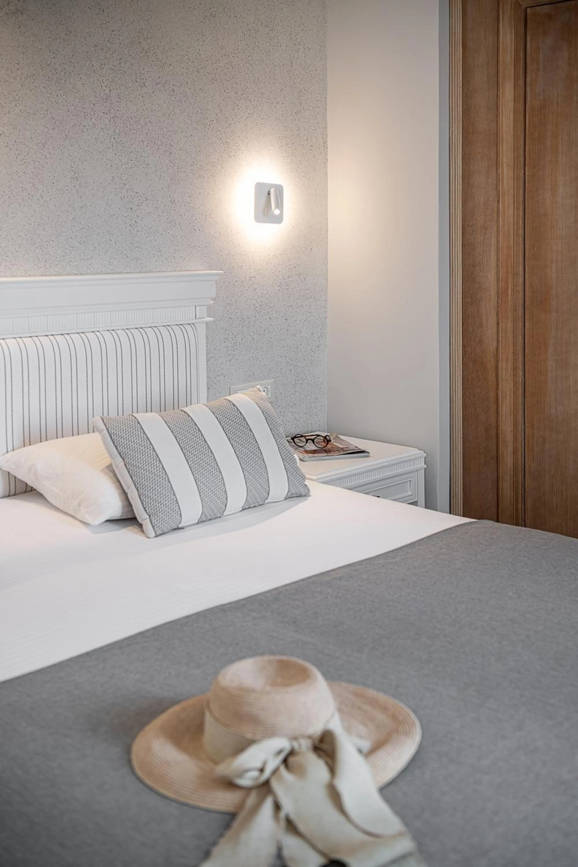 Bedroom, Bed in Okeanis Golden Resort