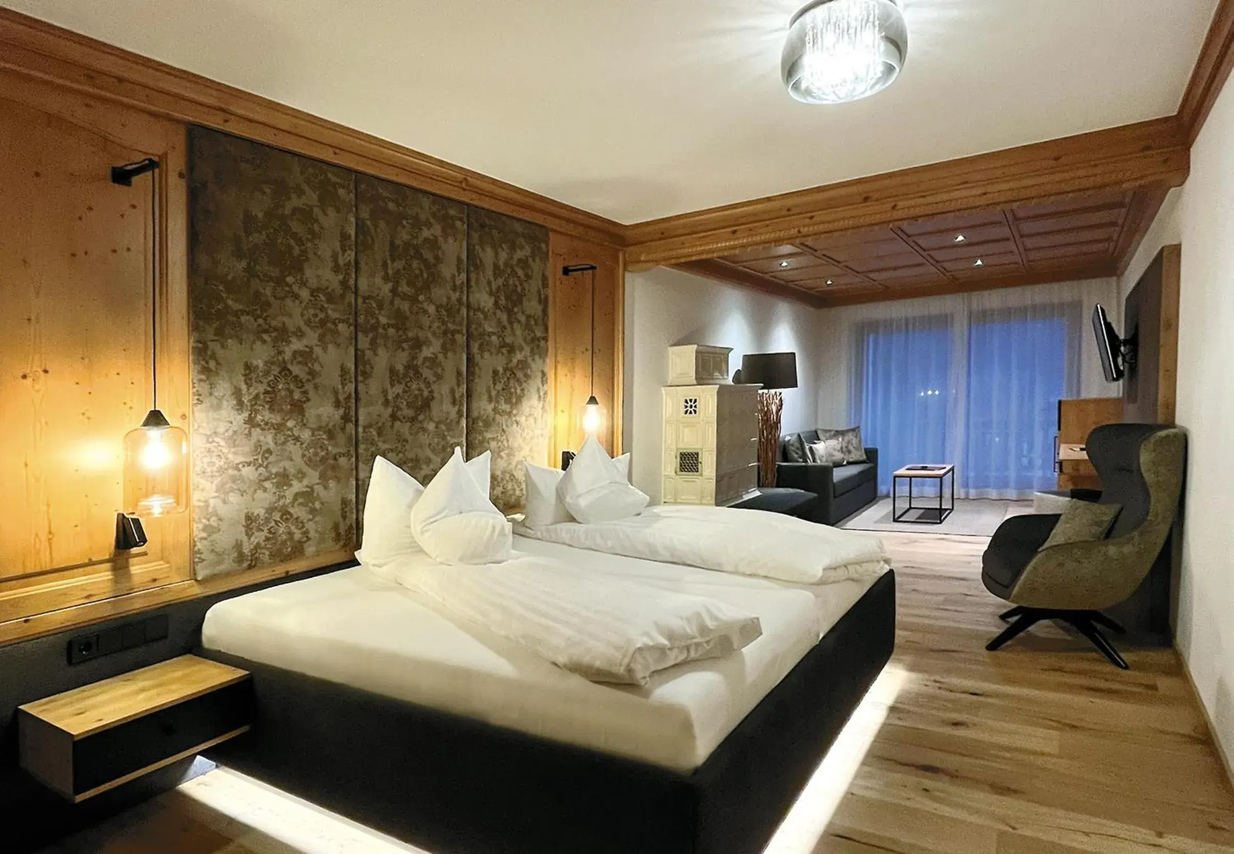 Photo of the whole room, Bed in Hotel Unterwirt