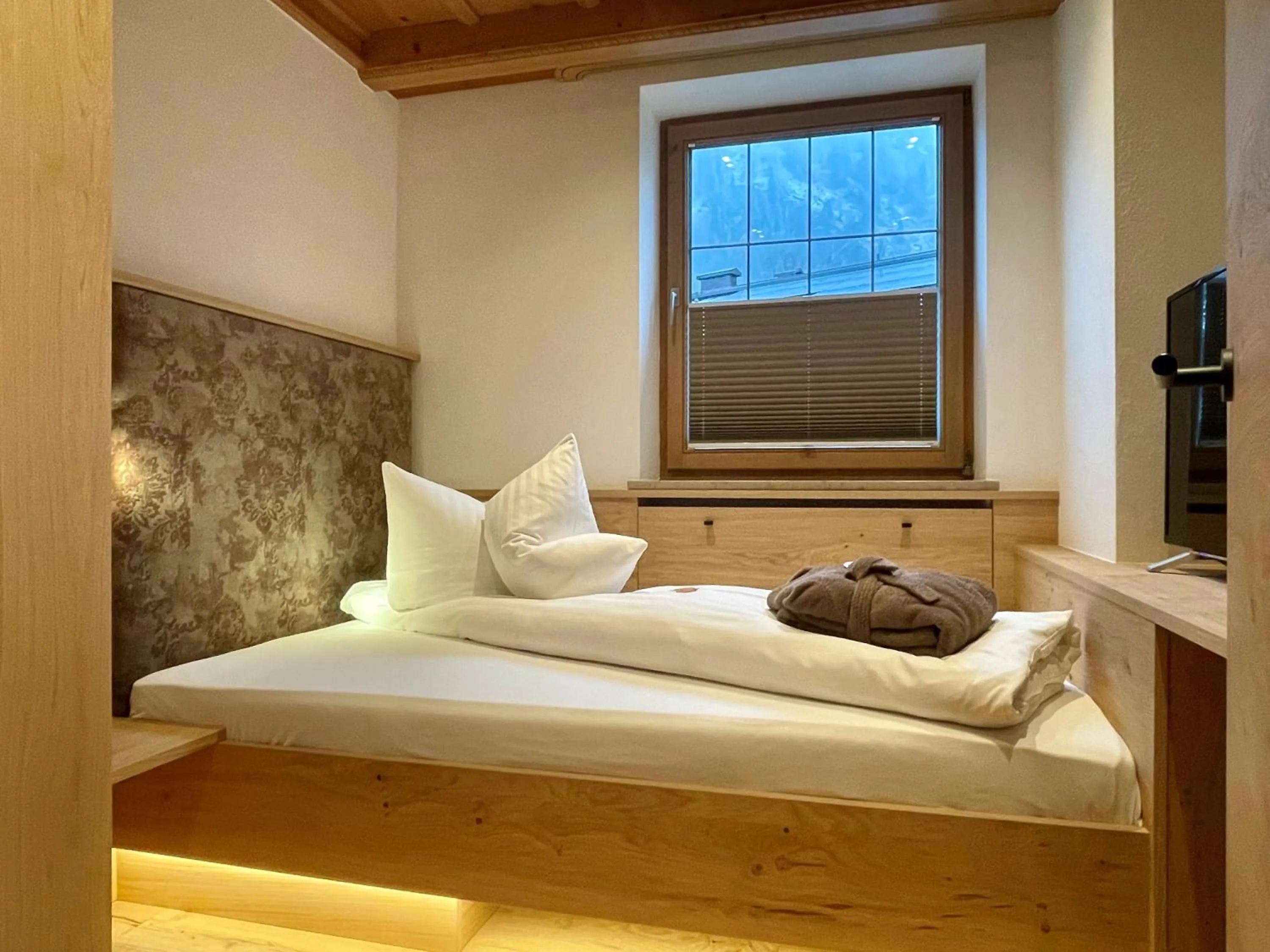 Bedroom, Bed in Hotel Unterwirt