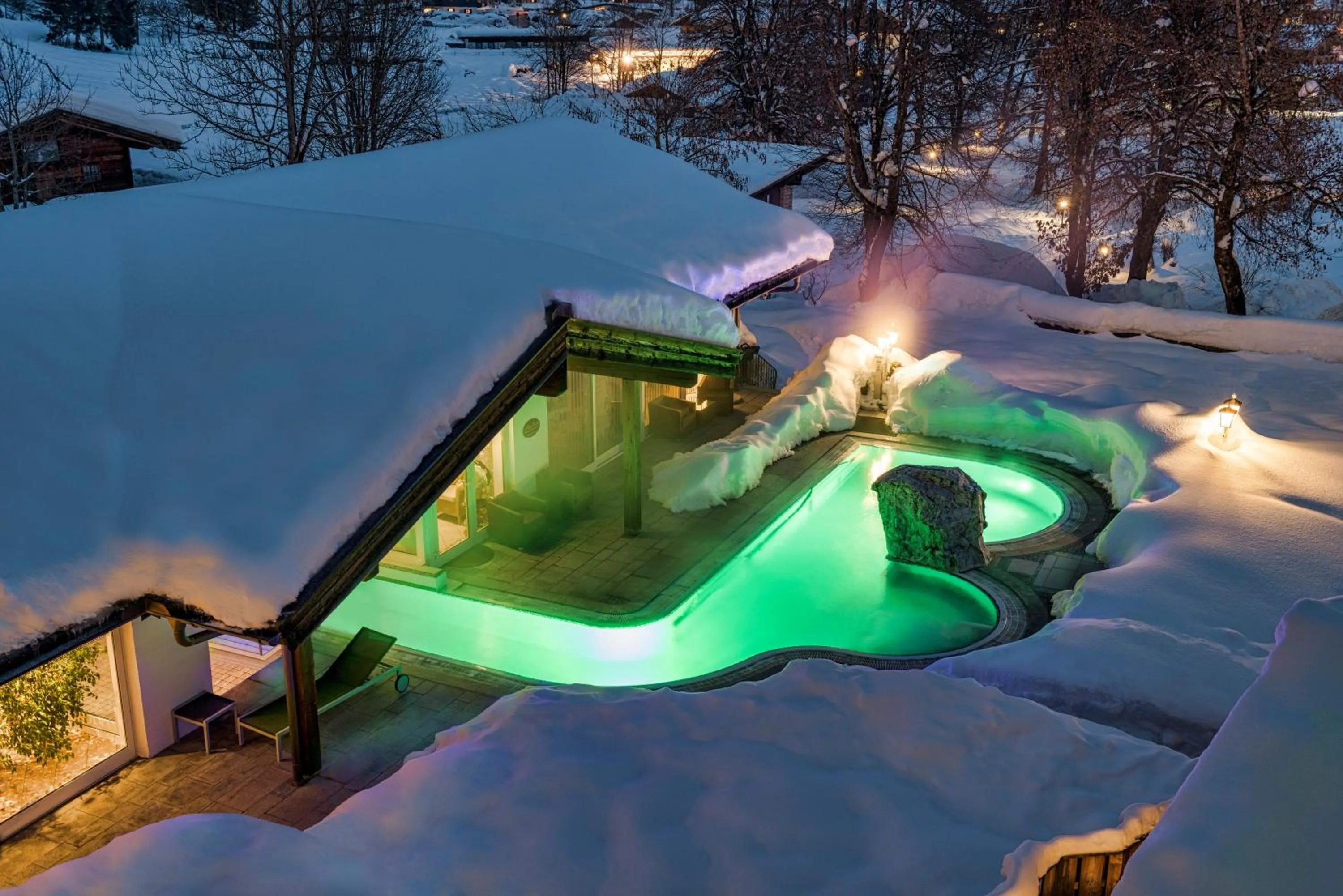 Swimming pool in Hotel Unterwirt