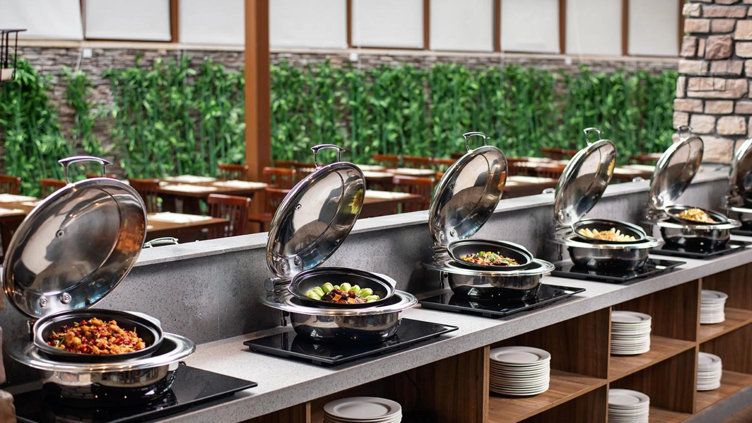 Restaurant/places to eat in Holiday Inn Dalian Hot Spring by IHG