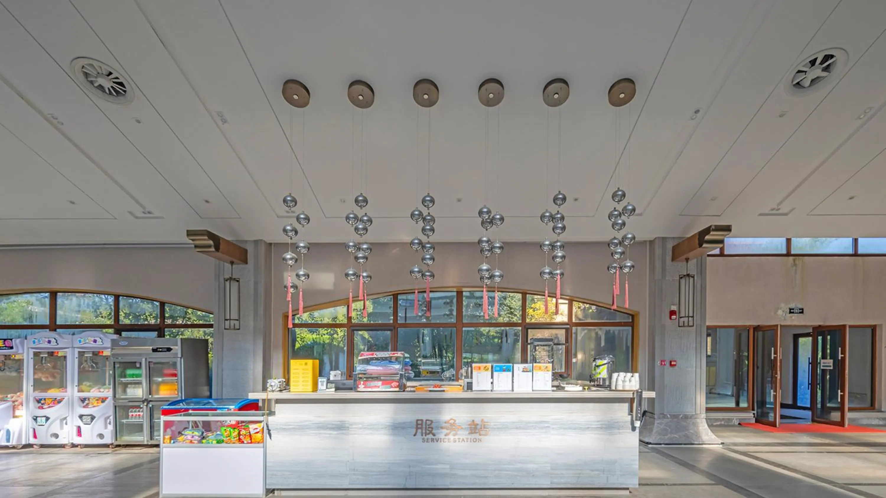 Lobby or reception in Holiday Inn Dalian Hot Spring by IHG