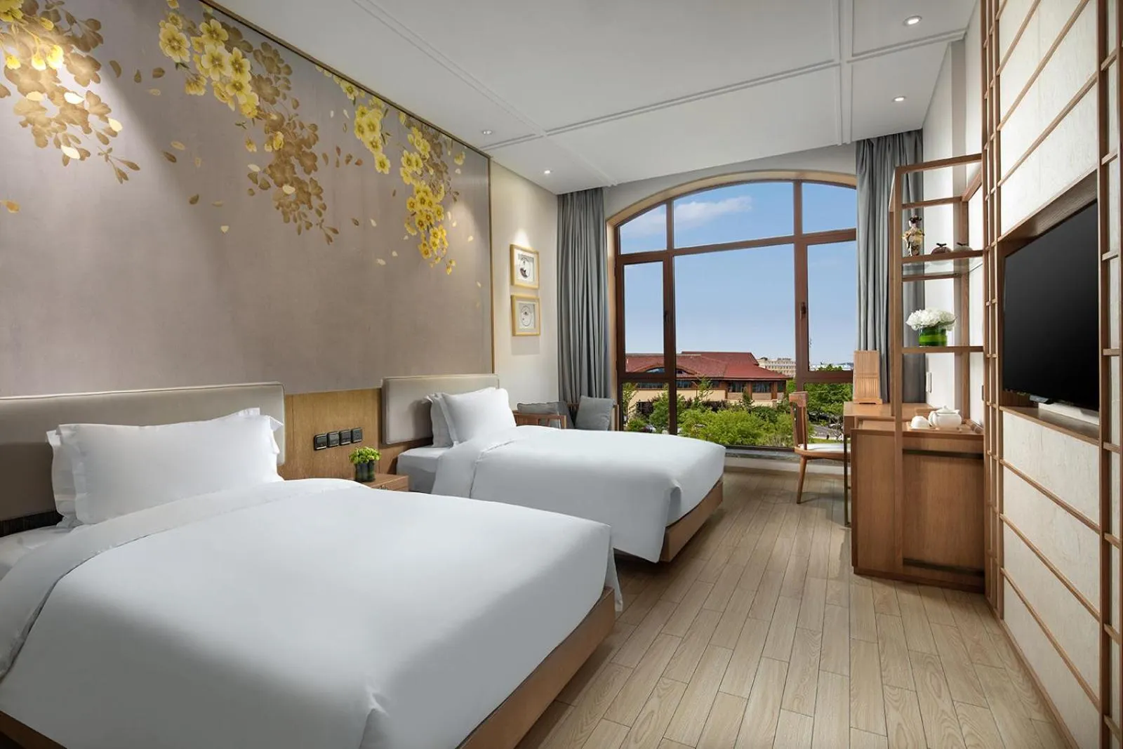 Property building, Bed in Holiday Inn Dalian Hot Spring by IHG