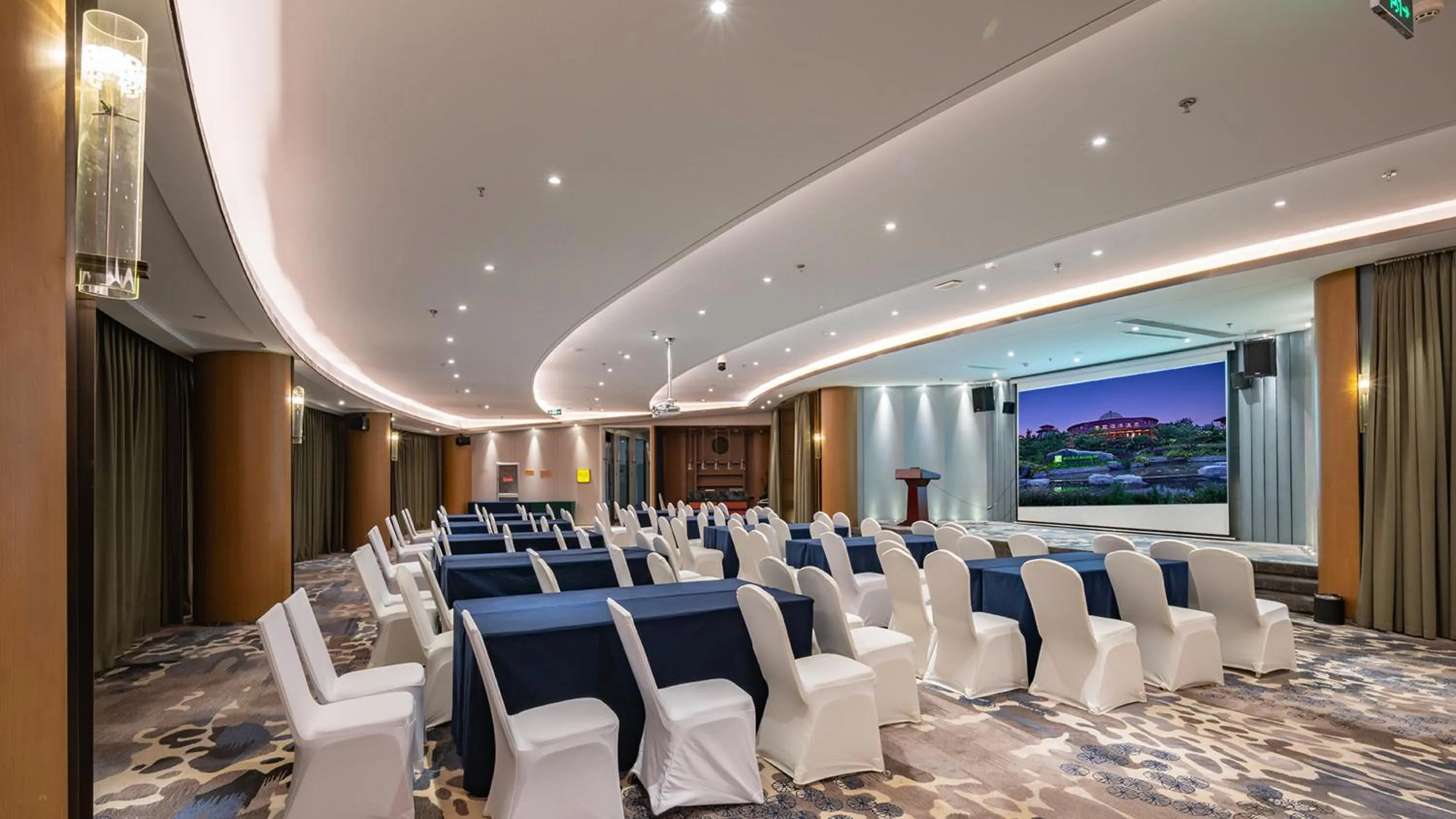 Banquet/Function facilities in Holiday Inn Dalian Hot Spring by IHG