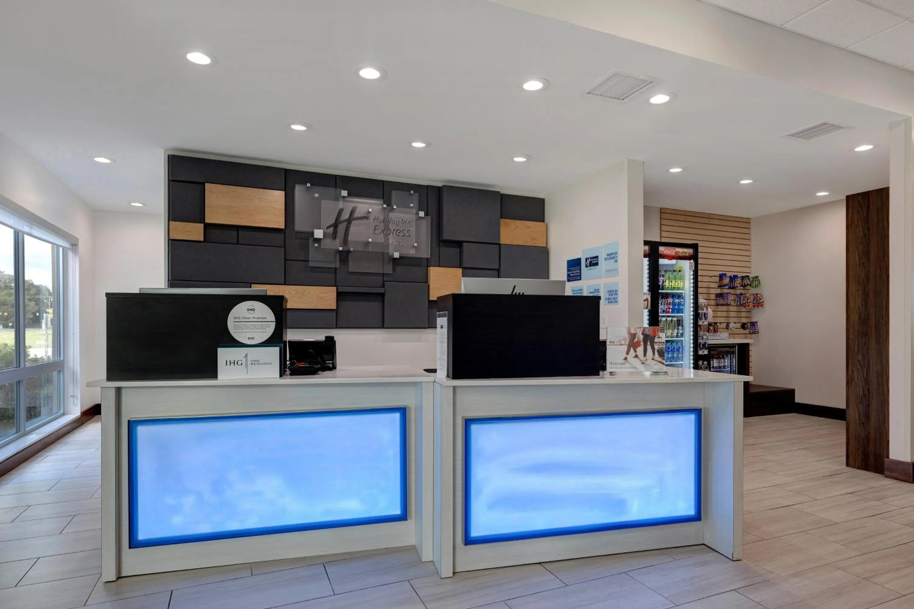 Property building in Holiday Inn Express & Suites - Grand Rapids South - Wyoming by IHG